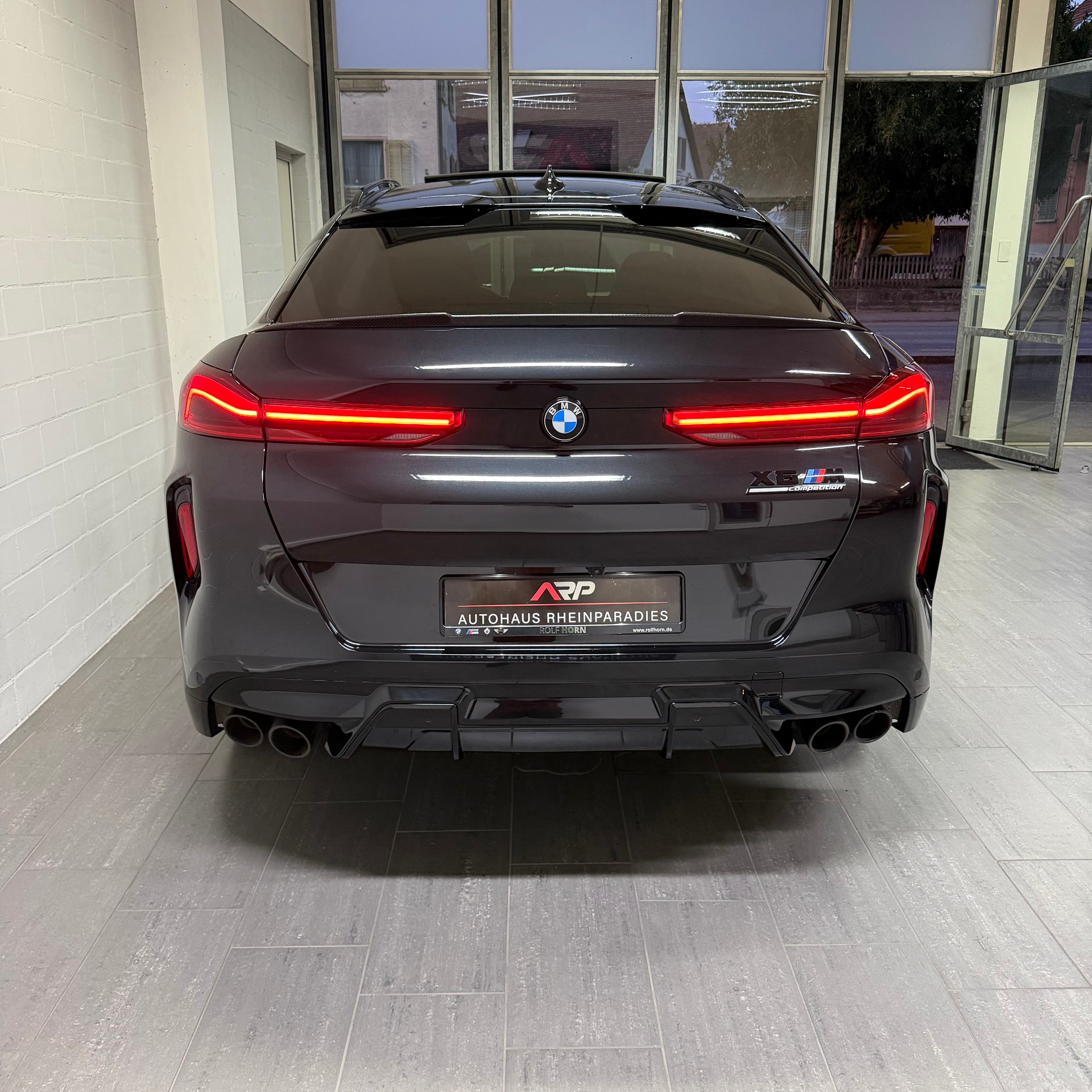 BMW X6M Steptronic M Competition *Softclose * Carbon * Skylounge * Headup * 360• * Gestik *-image-4