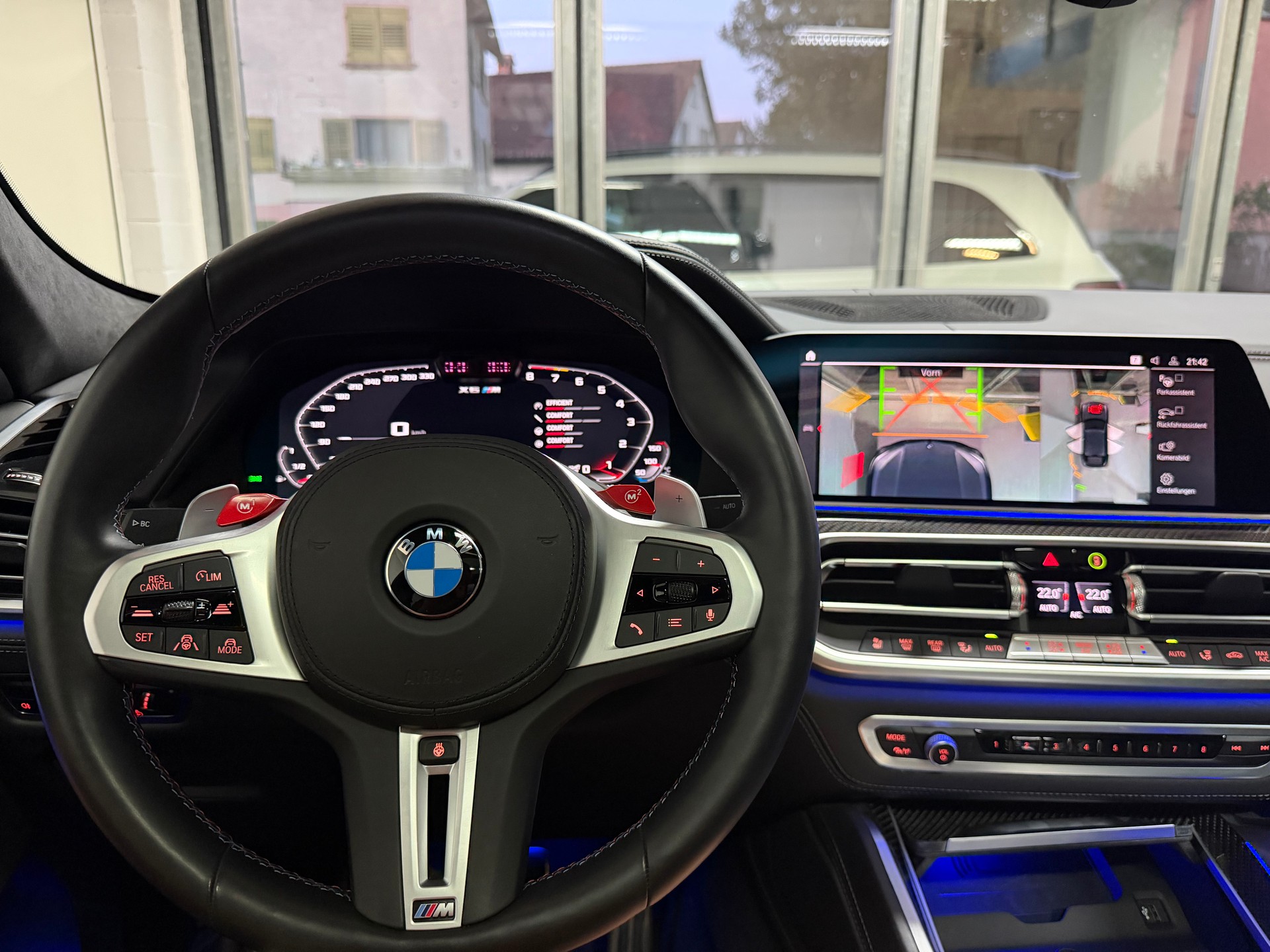 BMW X6M Steptronic M Competition *Softclose * Carbon * Skylounge * Headup * 360• * Gestik *-image-9