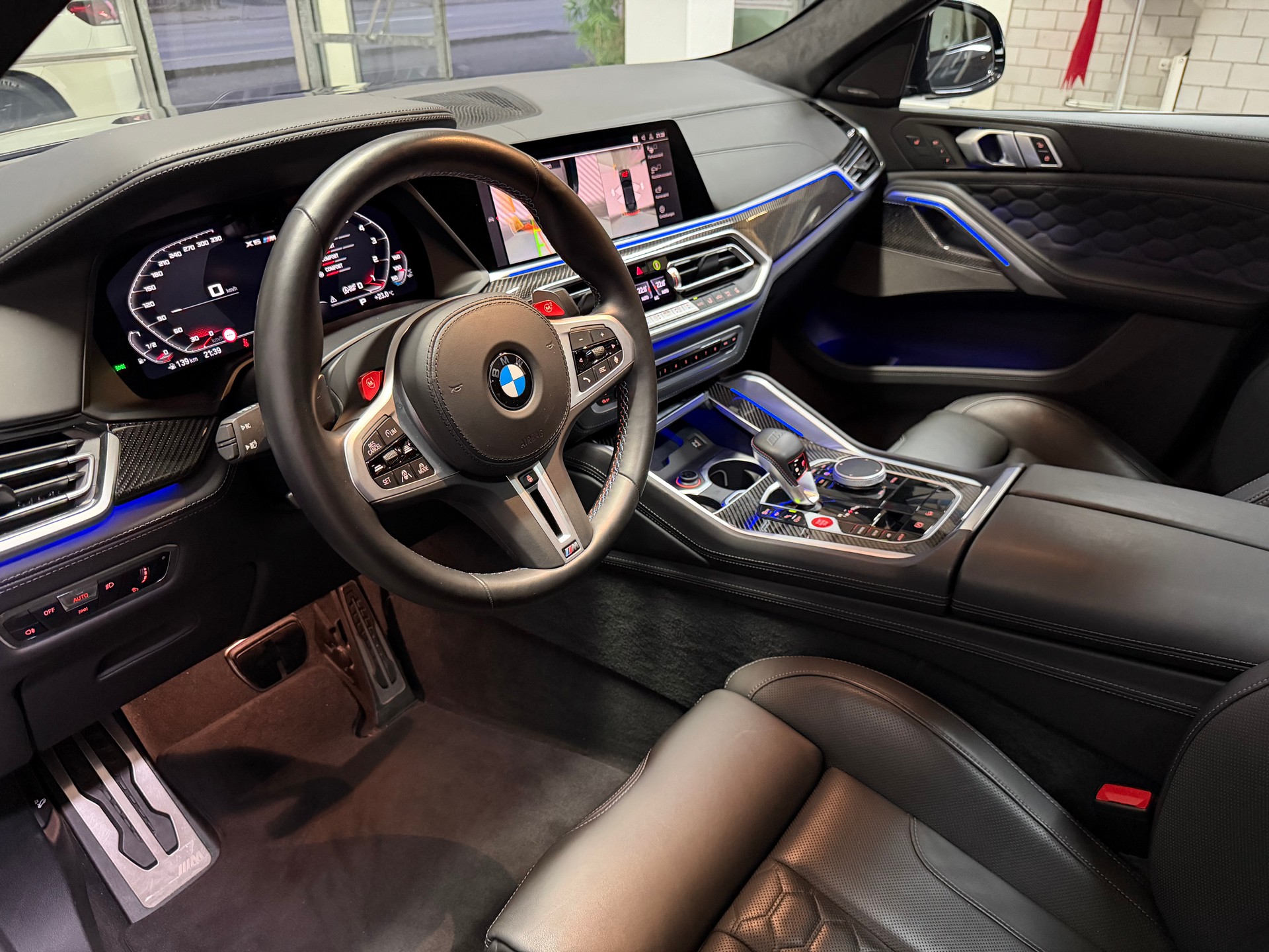 BMW X6M Steptronic M Competition *Softclose * Carbon * Skylounge * Headup * 360• * Gestik *-image-7