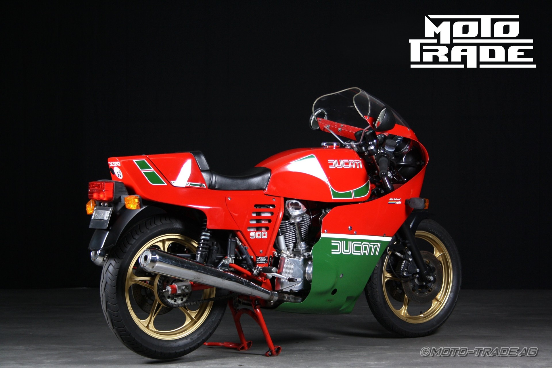 DUCATI 900 SS Replica Mike Hailwood-showroom-element-2