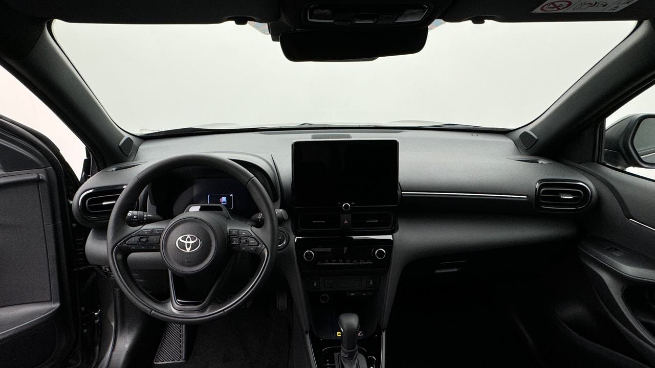 TOYOTA Yaris Cross 1.5 Style e-CVT-image-5