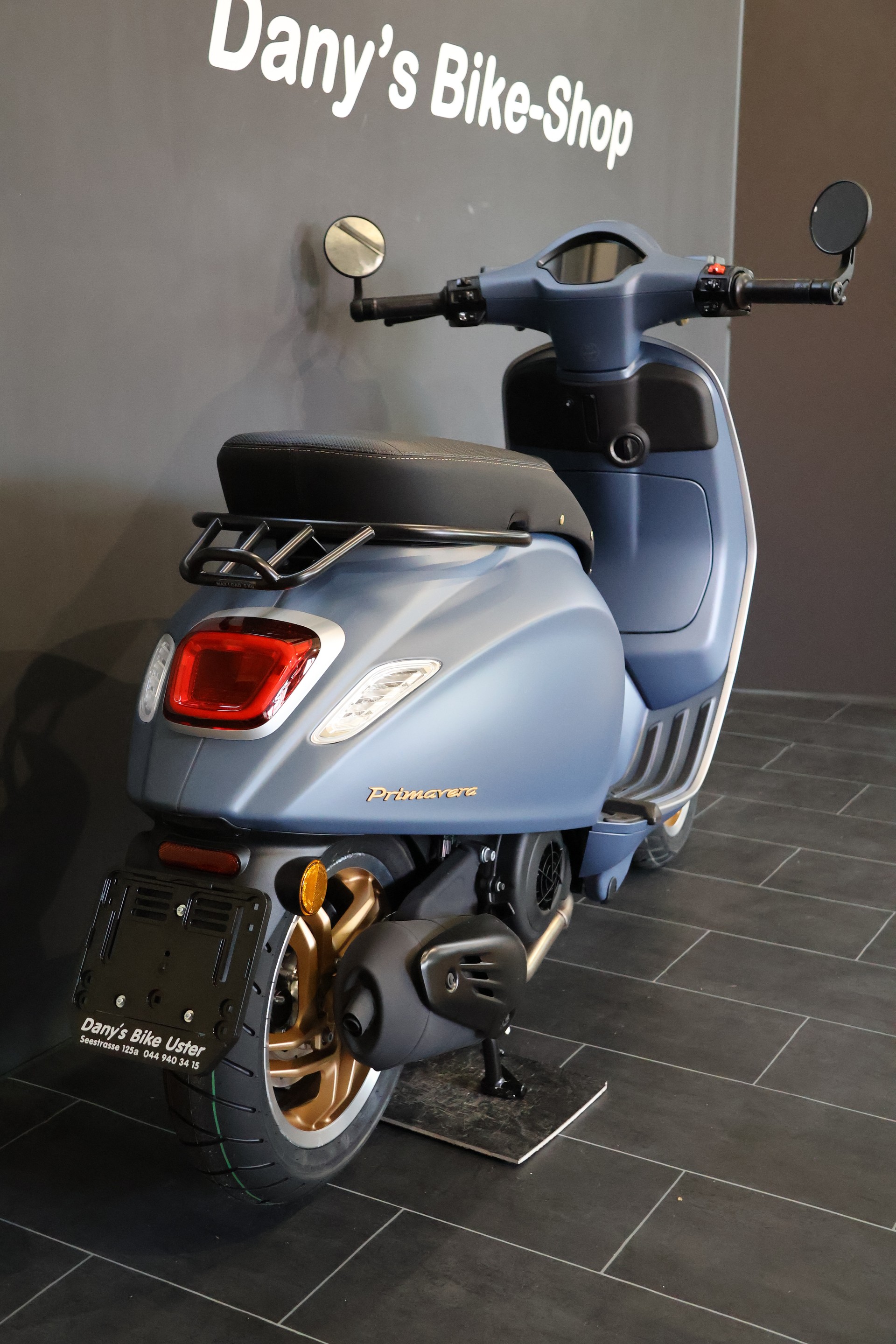 PIAGGIO Vespa 125 Primavera Officina 8 MY26 E5+-showroom-element-3