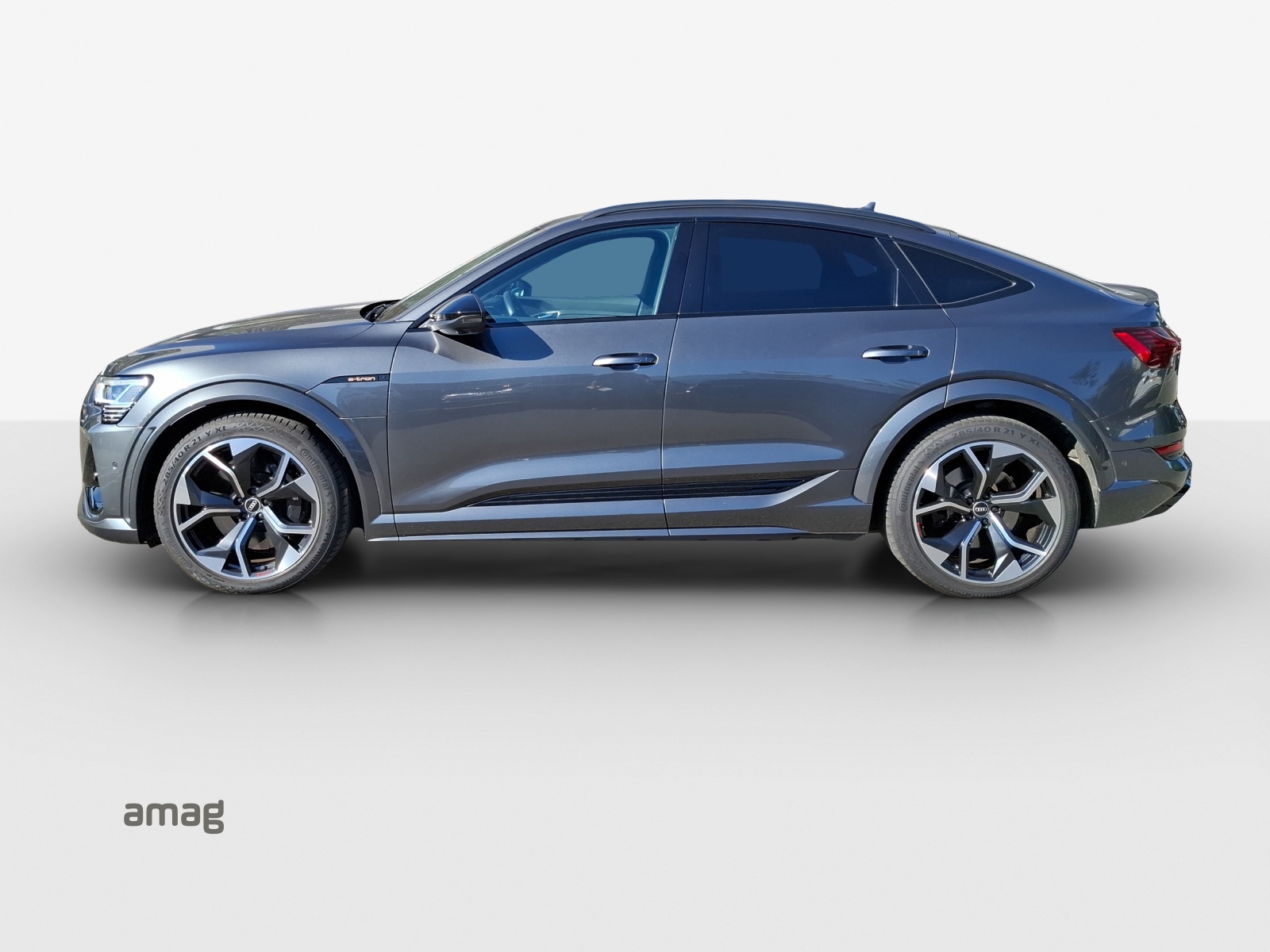 AUDI e-tron S Sportback quattro-showroom-element-1