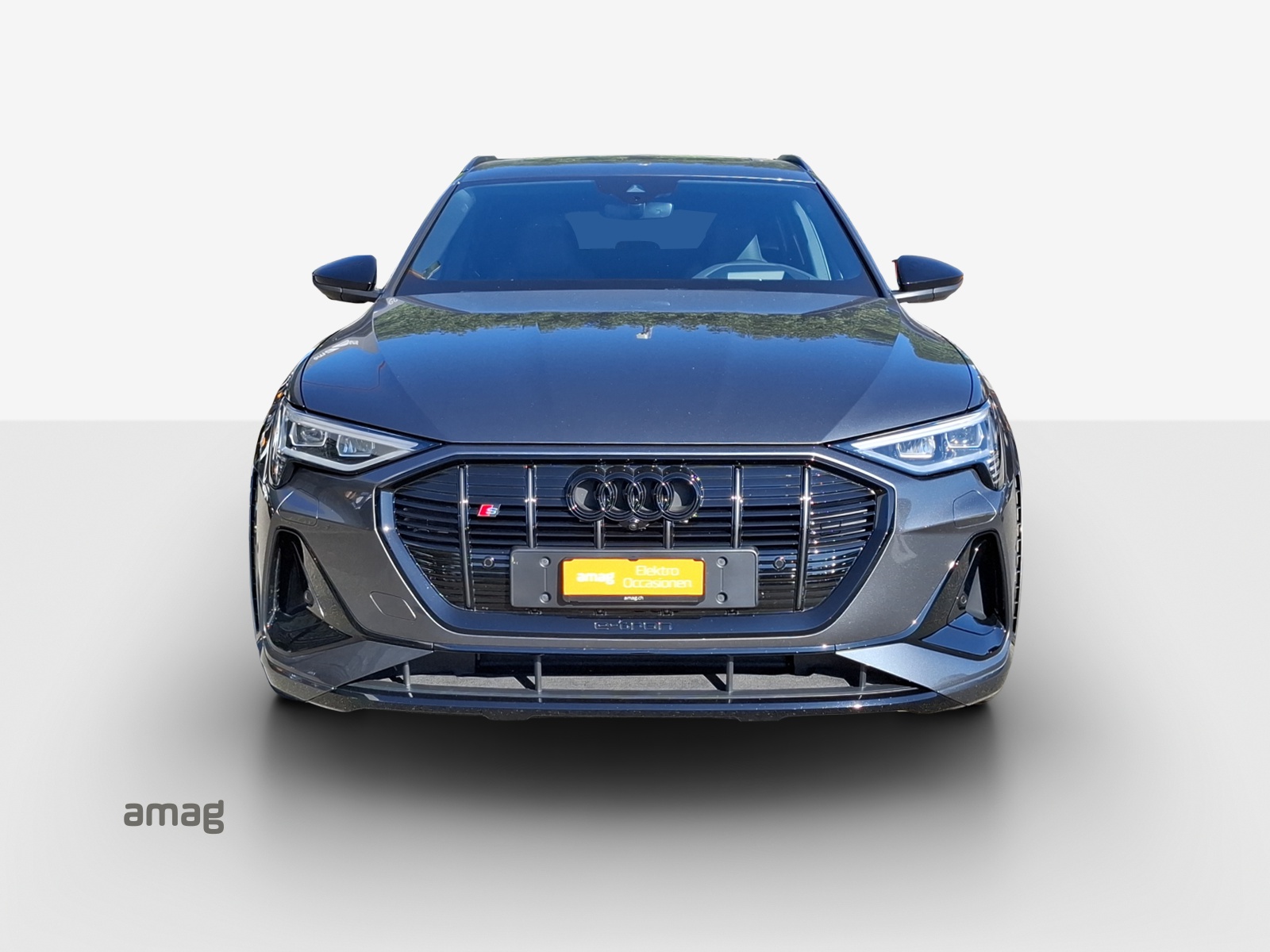 AUDI e-tron S Sportback quattro-image-6