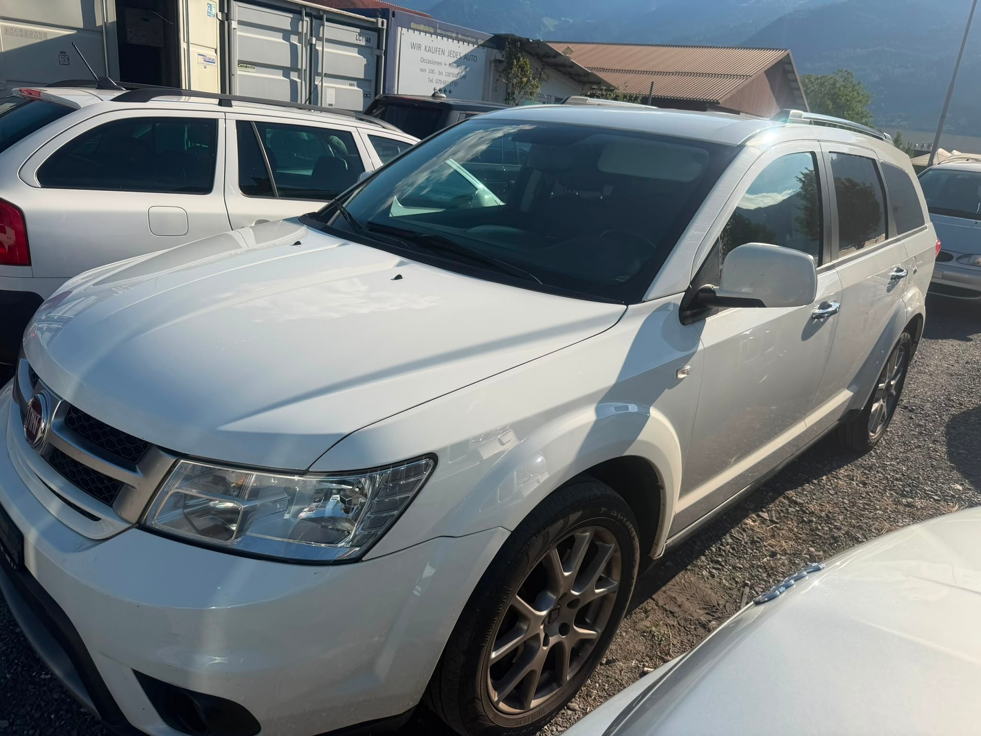 FIAT Freemont 2.0 MJ AWD Automat-image-1