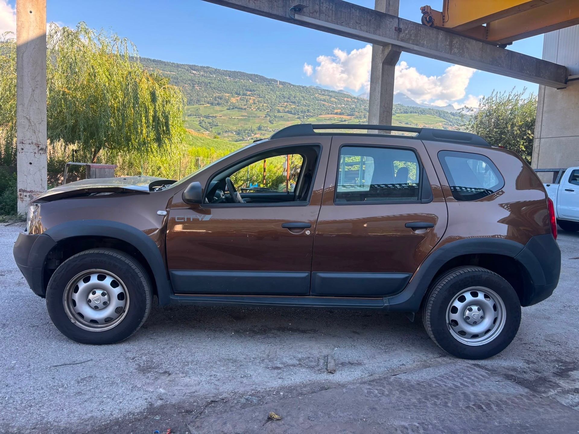 DACIA Duster 1.6 City 4x2-image-1