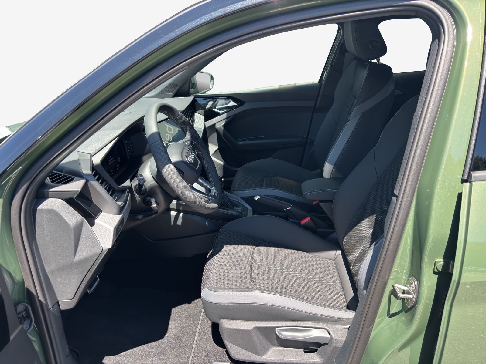 AUDI A1 Sportback 30 TFSI S Line Attraction S-tronic-image-7