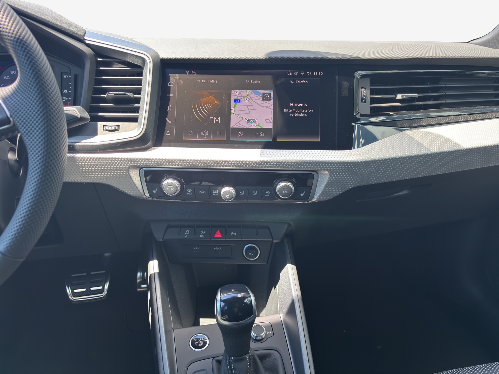 AUDI A1 Sportback 30 TFSI S Line Attraction S-tronic-image-10