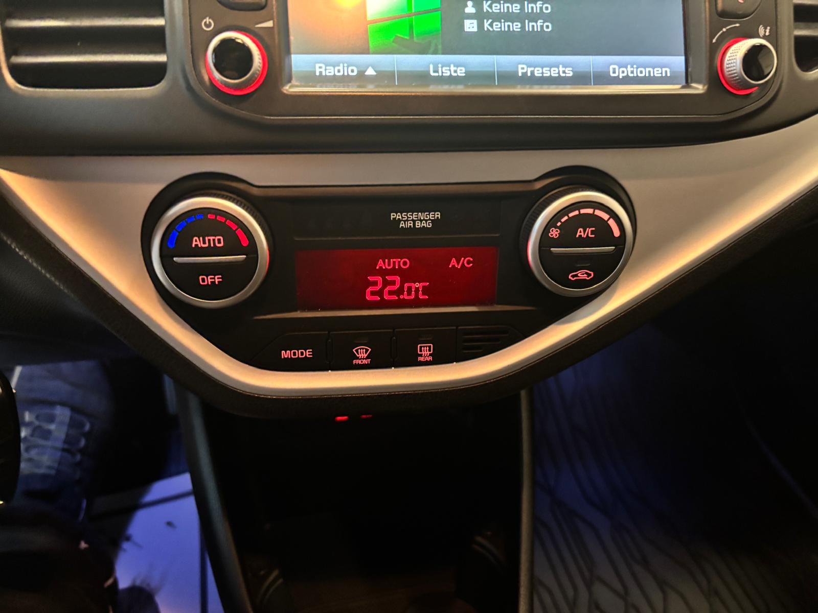 KIA Picanto 1.2 CVVT Swiss Champion Automatic-image-11
