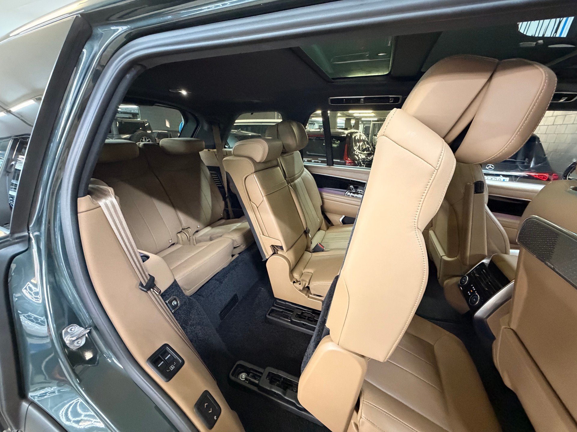 LAND ROVER 3.0 I6 HSE LWB 7P.-image-5