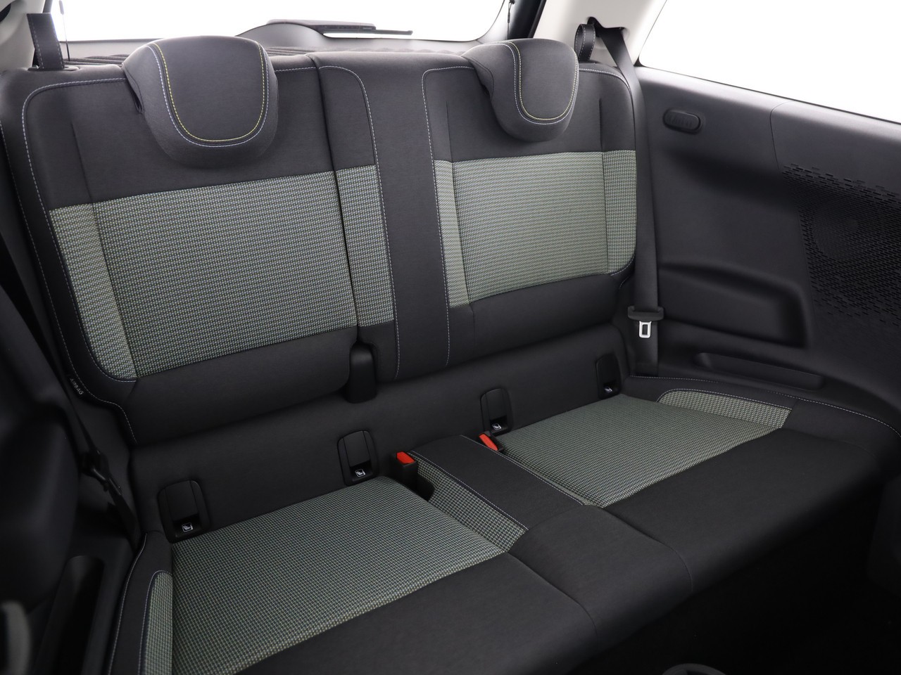 MINI Cooper E-image-14