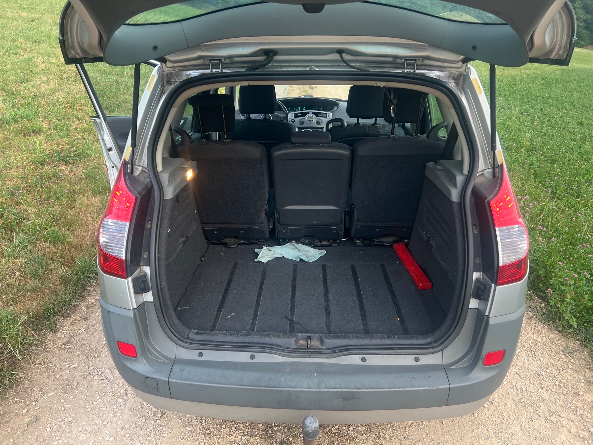 RENAULT Scénic 2.0 16V Fairway Automatic-image-10