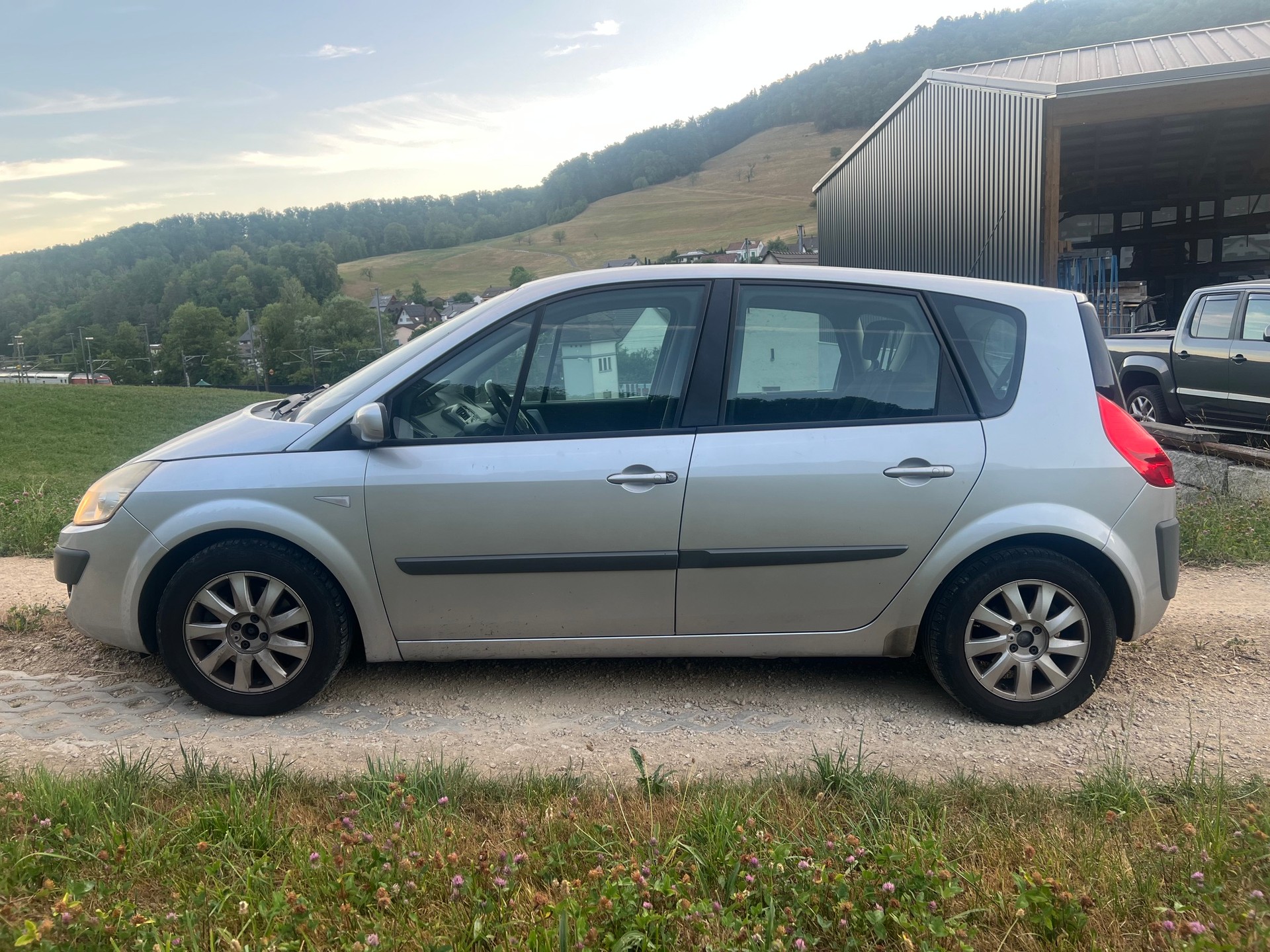RENAULT Scénic 2.0 16V Fairway Automatic-image-2