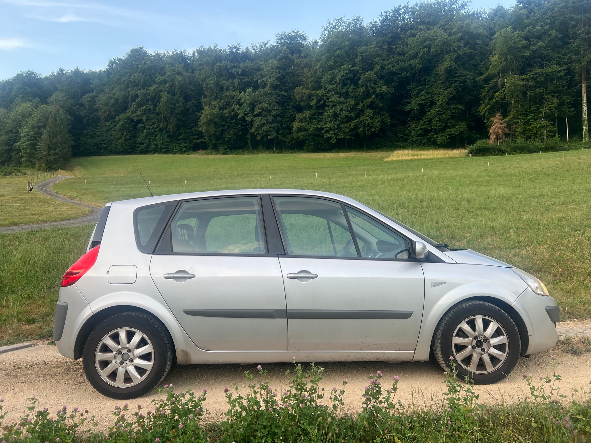RENAULT Scénic 2.0 16V Fairway Automatic-image-6