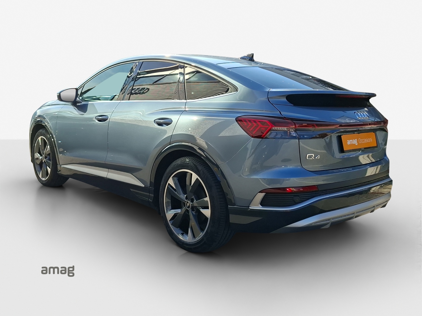 AUDI Q4 Sportback e-tron 50 quattro-showroom-element-2