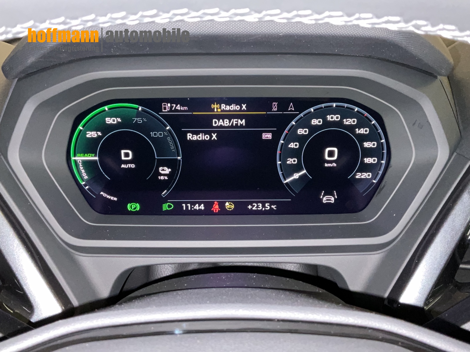 AUDI Q4 e-tron 50 quattro-image-7