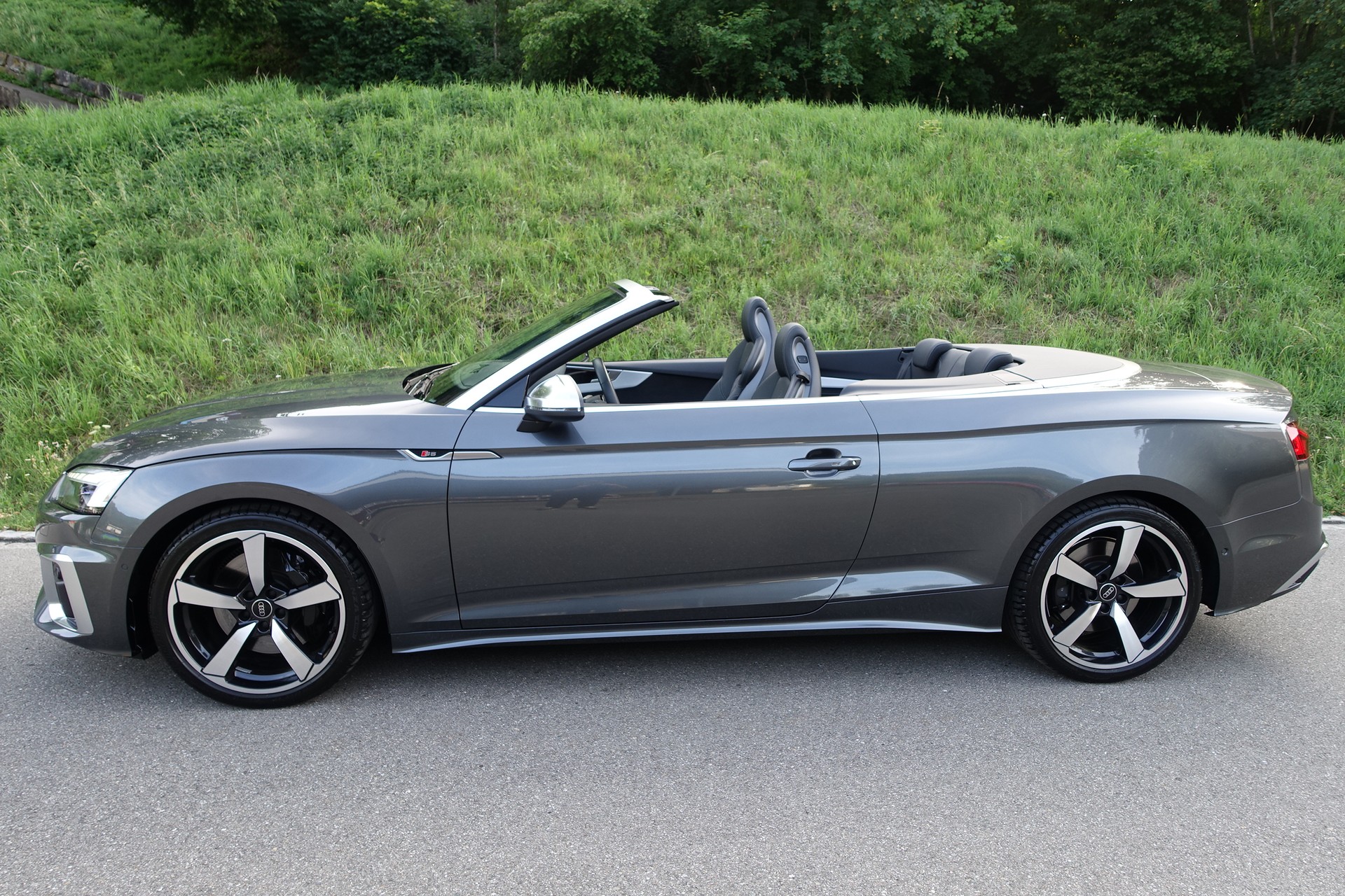 AUDI S5 Cabriolet 3.0 TFSI quattro tiptronic-image-4