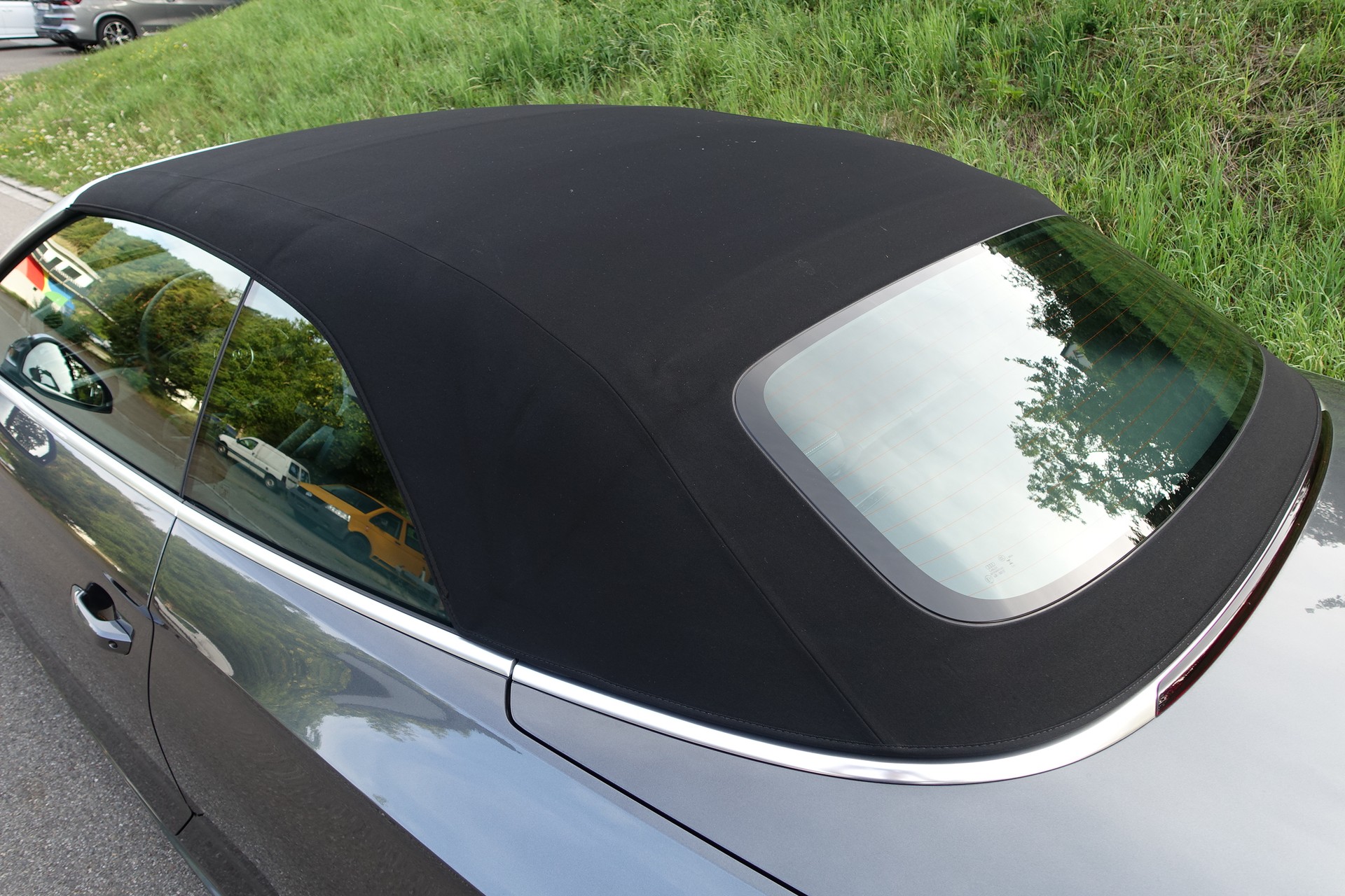 AUDI S5 Cabriolet 3.0 TFSI quattro tiptronic-image-11