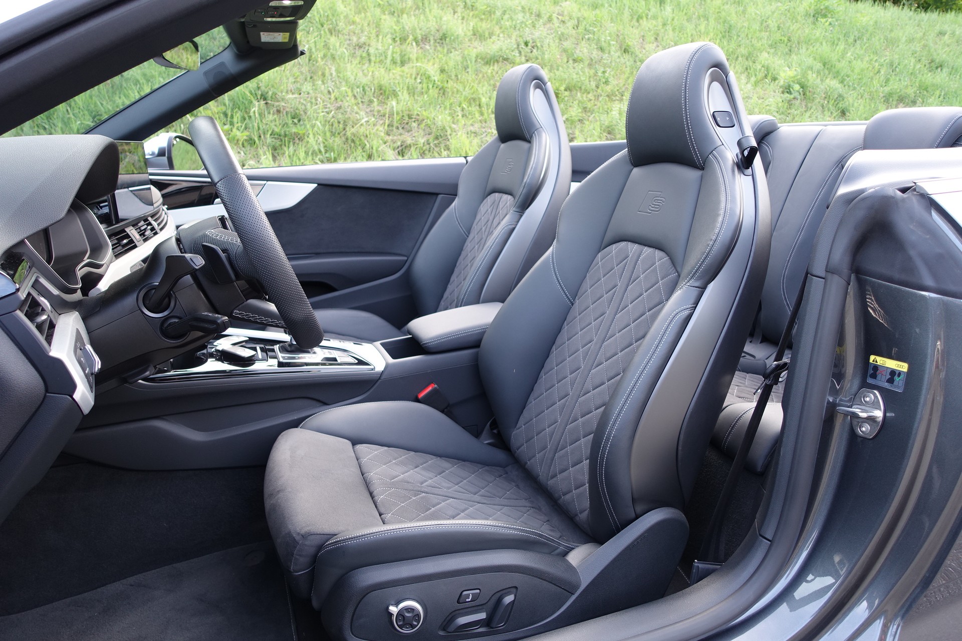 AUDI S5 Cabriolet 3.0 TFSI quattro tiptronic-image-3