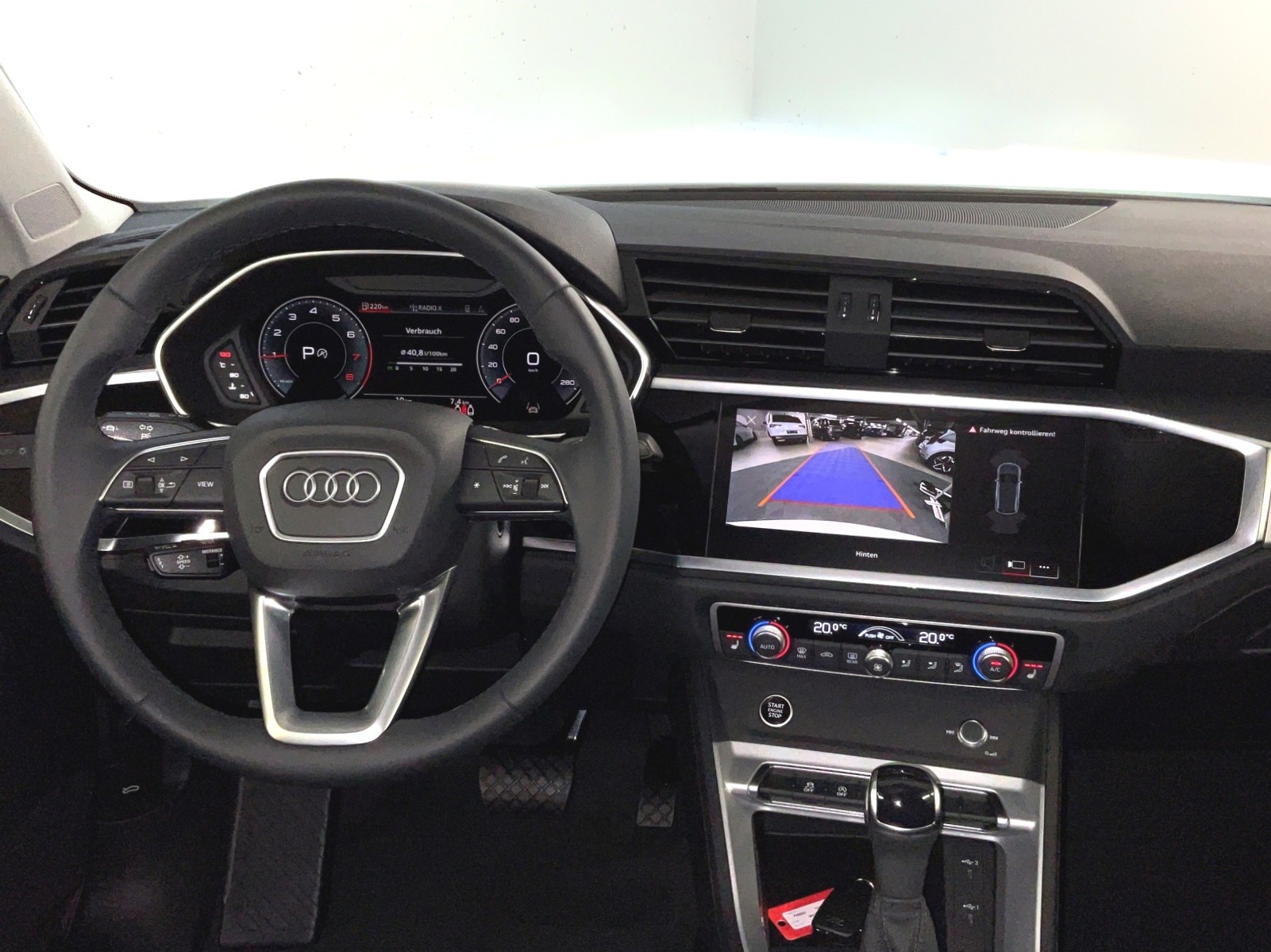 AUDI Q3 Sportback 35 TFSI Attraction S-tronic-image-6