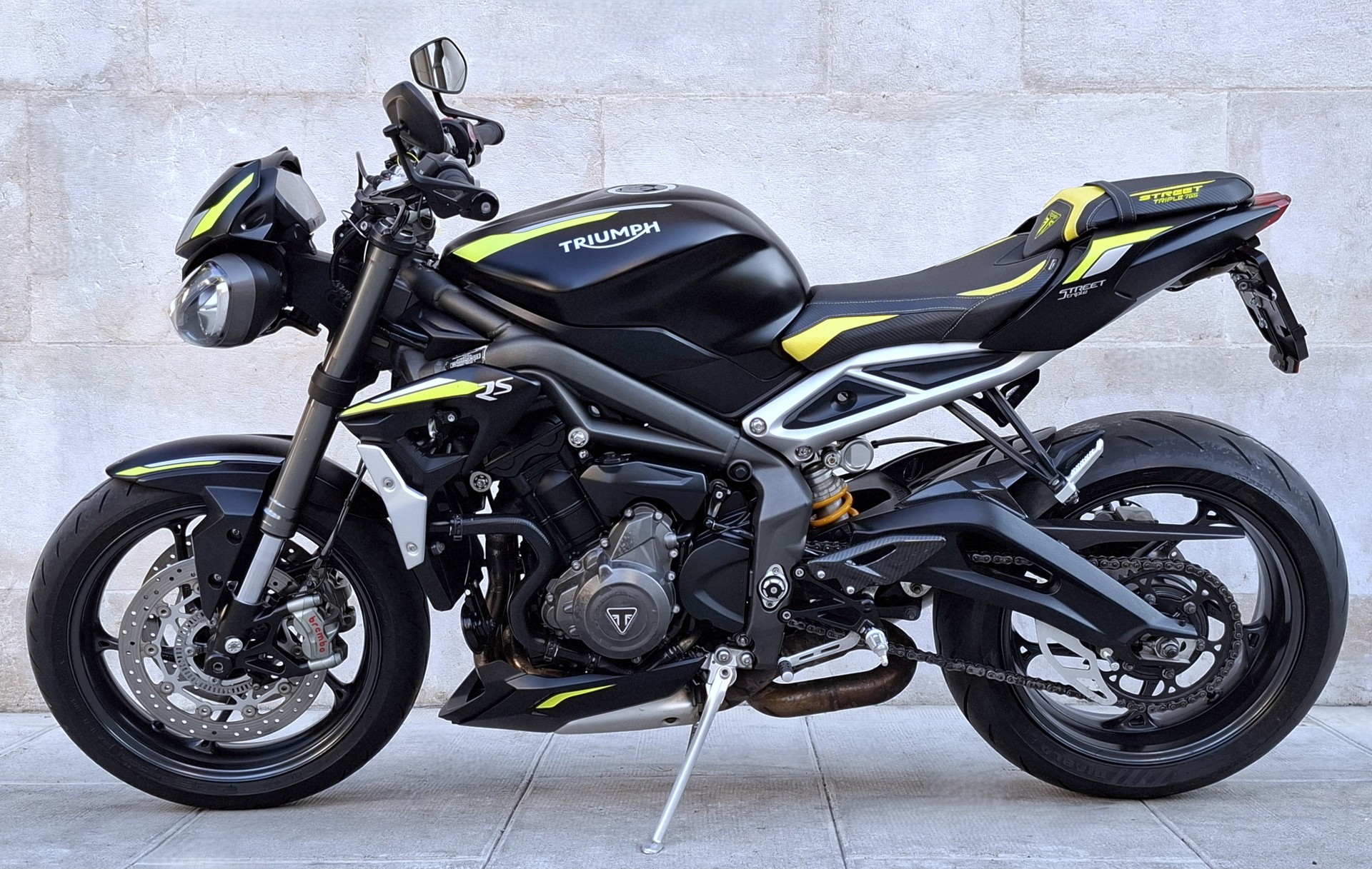 TRIUMPH Street Triple RS 765 ABS-showroom-element-2