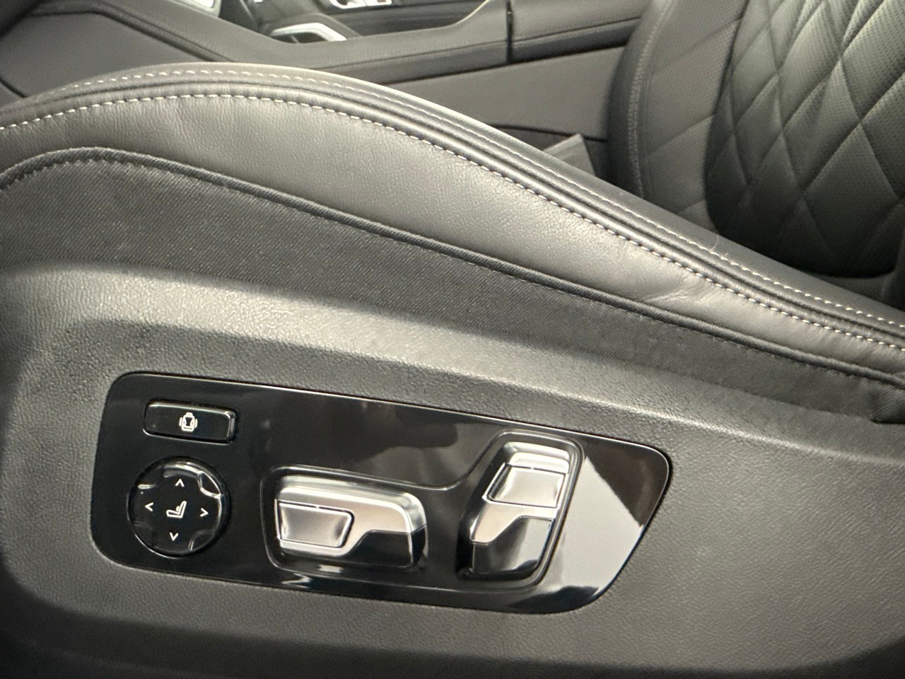 BMW X6 xDrive 48V 40d M SportPro-image-10