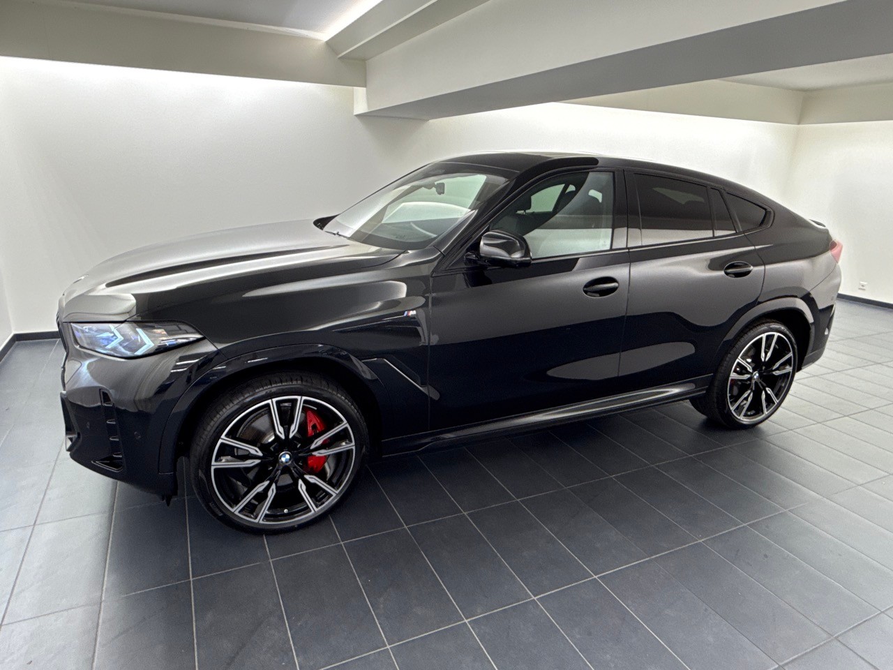 BMW X6 xDrive 48V 40d M SportPro-image-17