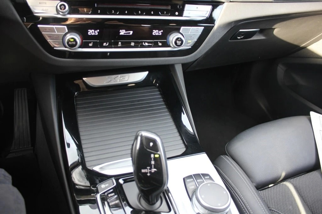 BMW X3 xDrive 20d Individual xLine Steptronic-image-10