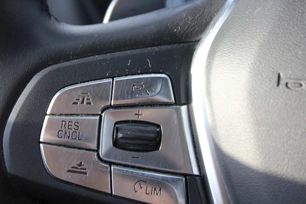 BMW X3 xDrive 20d Individual xLine Steptronic-image-11