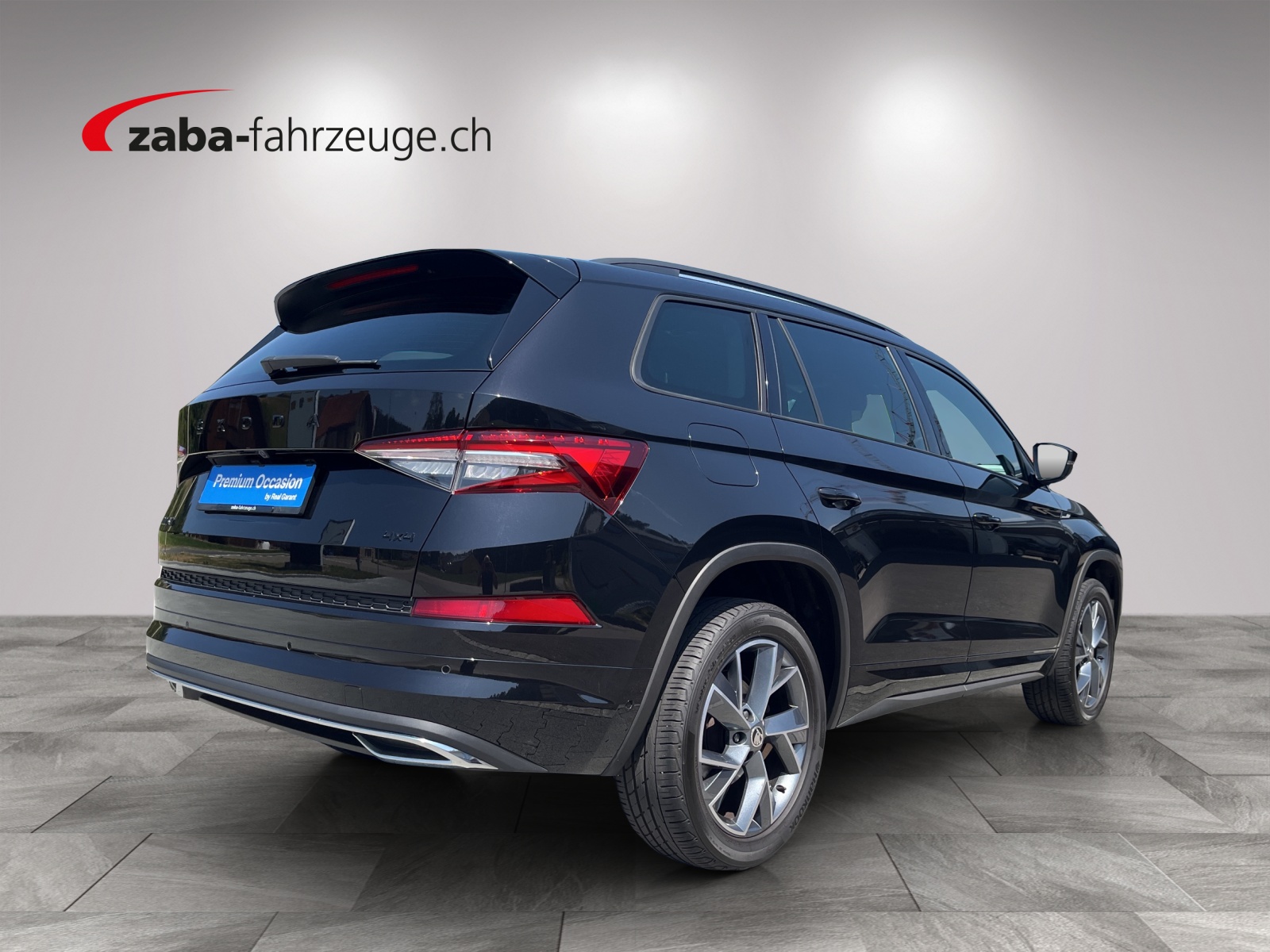 SKODA Kodiaq 2.0 TSI 4x4 SportLine-image-4