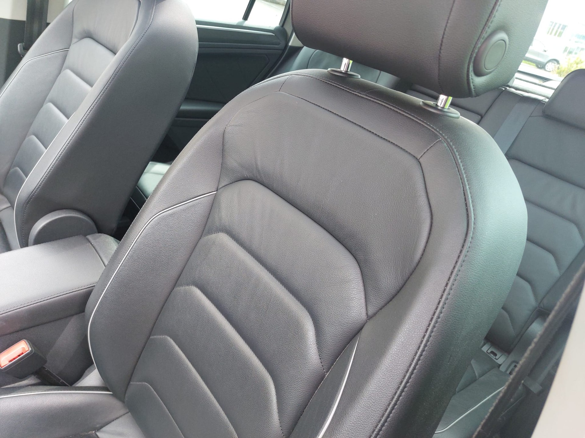VW Tiguan 2.0TSI Highline 4Motion DSG-image-6