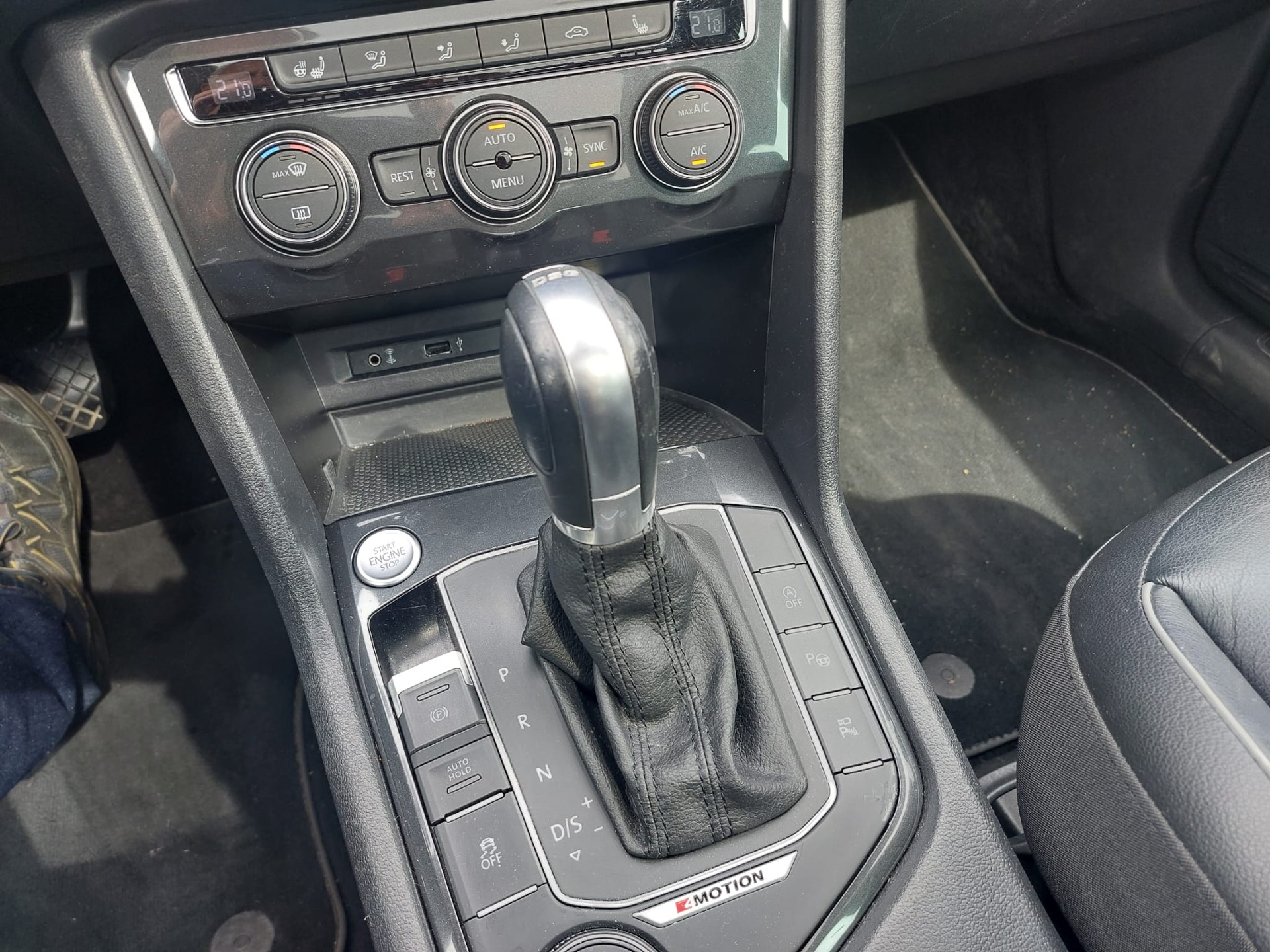 VW Tiguan 2.0TSI Highline 4Motion DSG-image-7