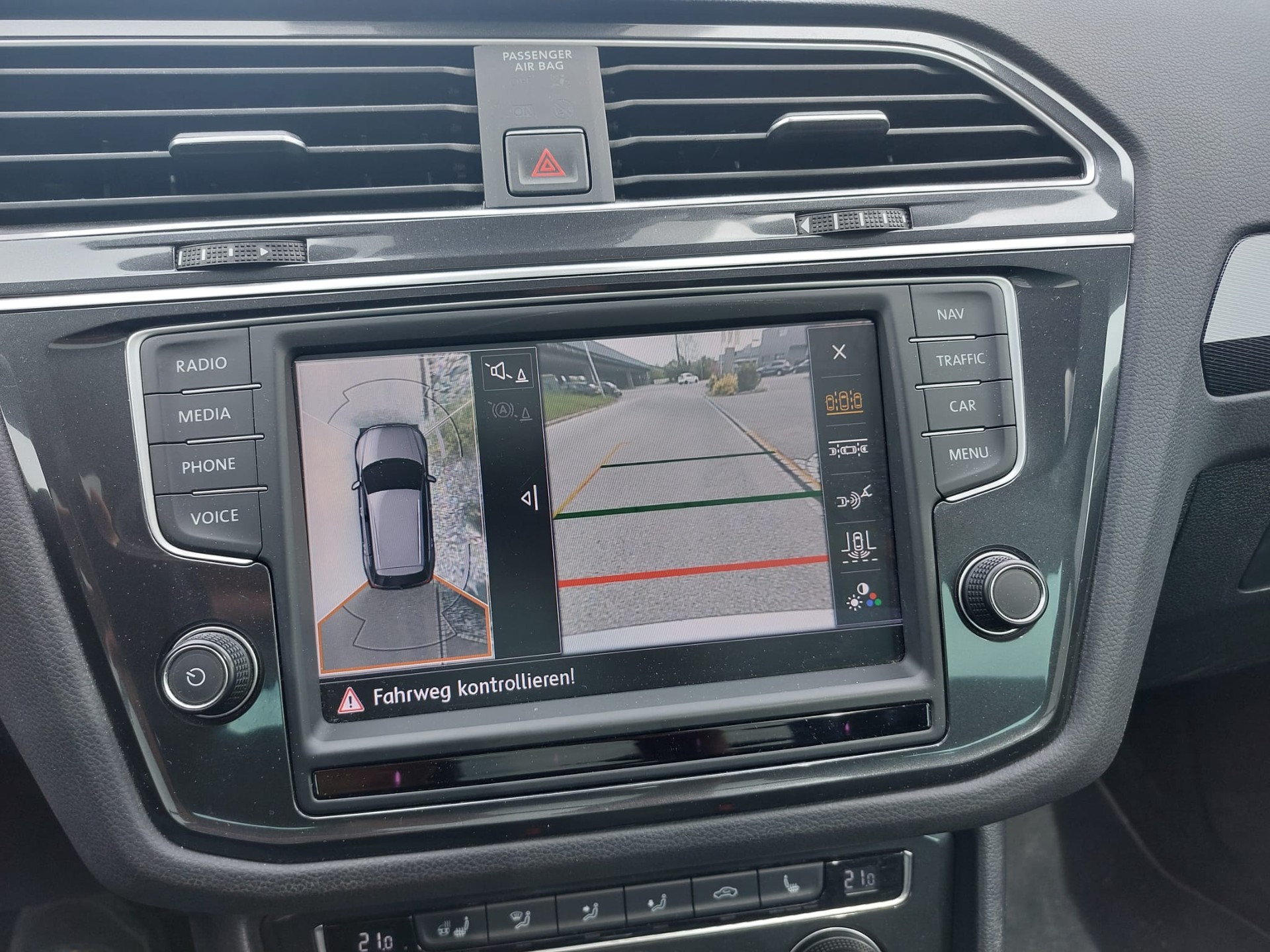 VW Tiguan 2.0TSI Highline 4Motion DSG-image-8