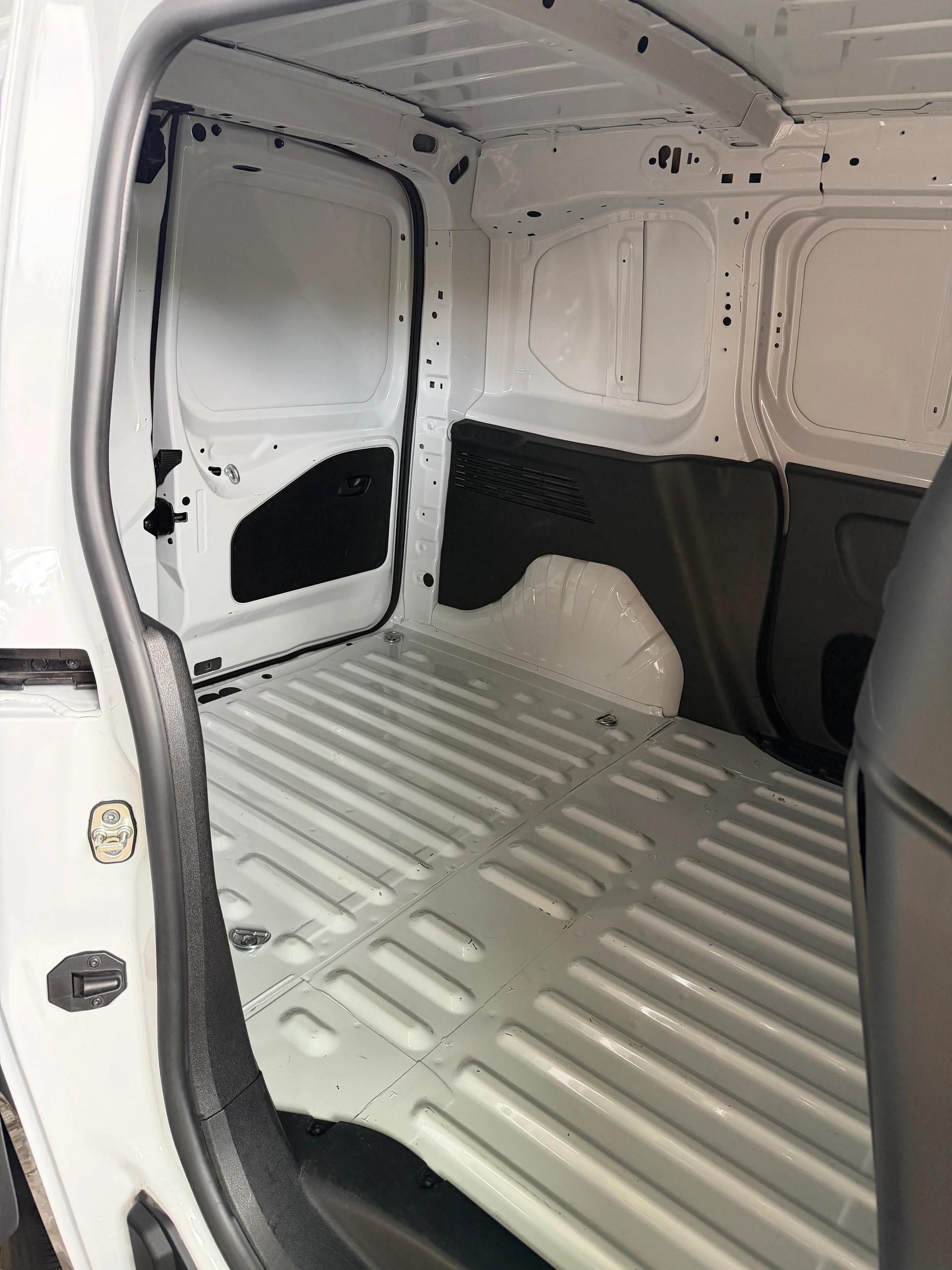 FIAT DOBLO 1.2 L1 Easy Pro /1 Hand/Ab MFK/Service gepflegt/36 Monate Garantie exkl. / Anhängerkup./ Apple CarPlay /Klima/Tempomat/DAB-image-11