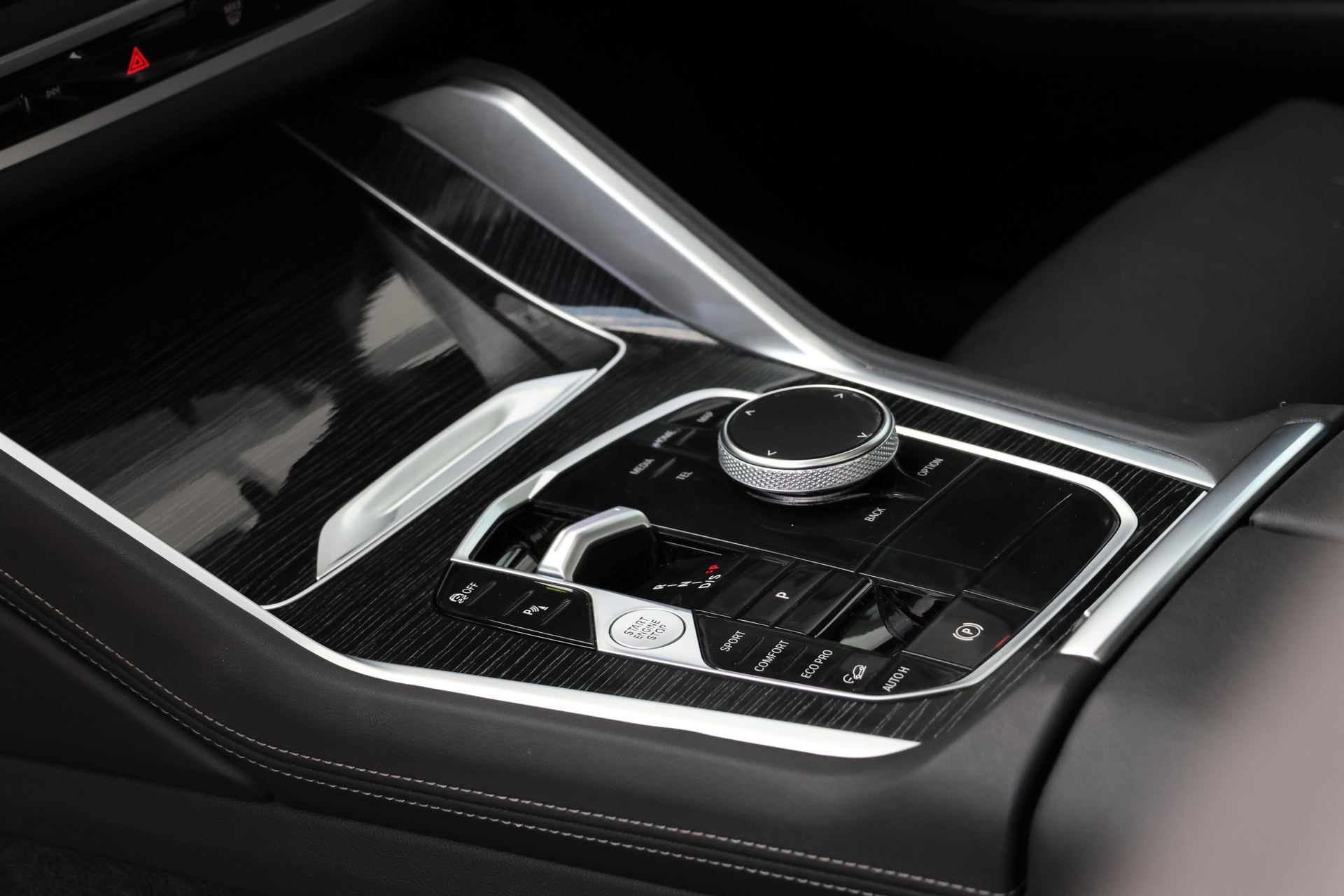 BMW X6 xDrive 48V 40i M Sport Pro Steptronic (CH)-image-10