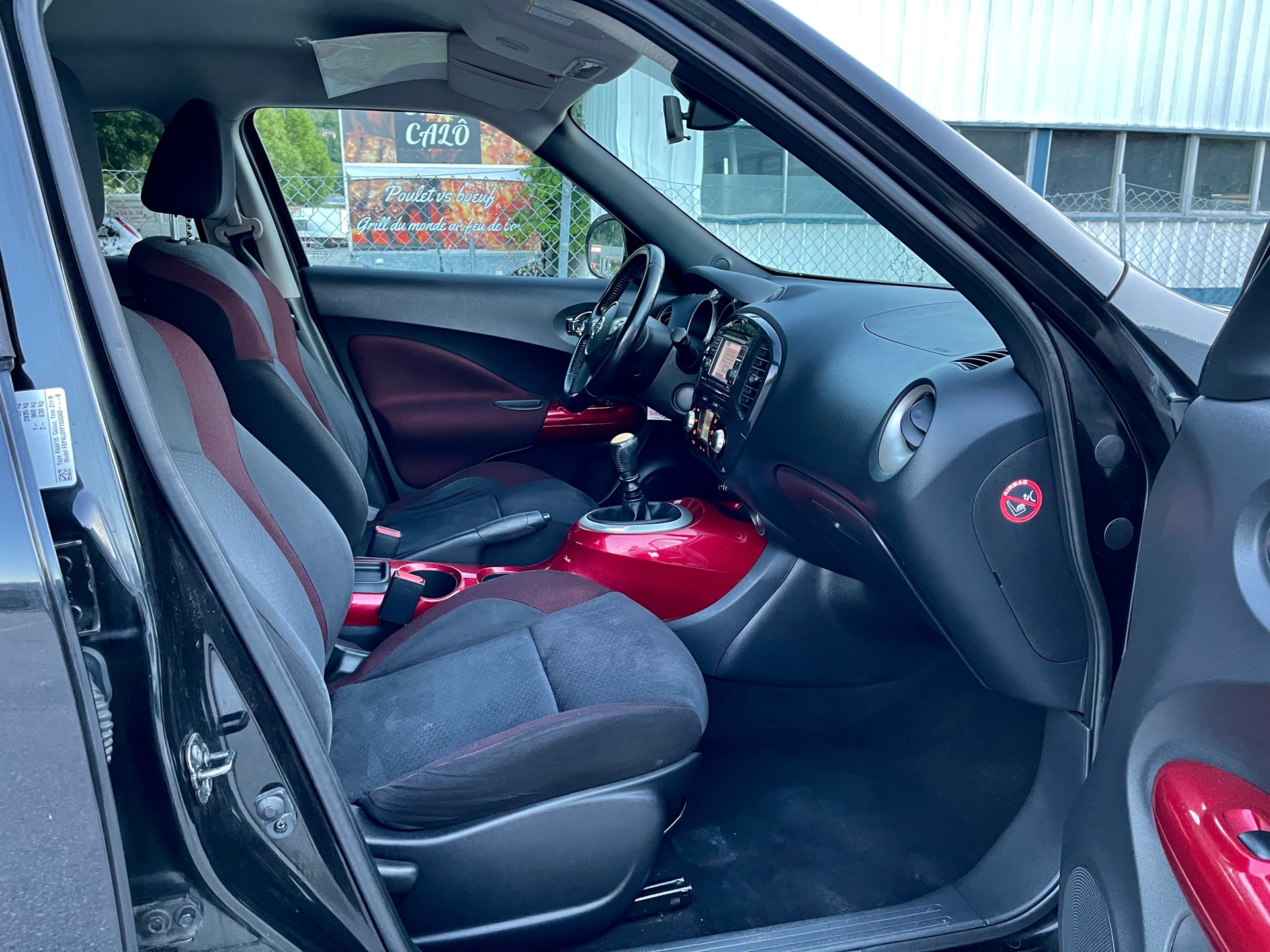 NISSAN Juke 1.6 DIG-T tekna-image-16