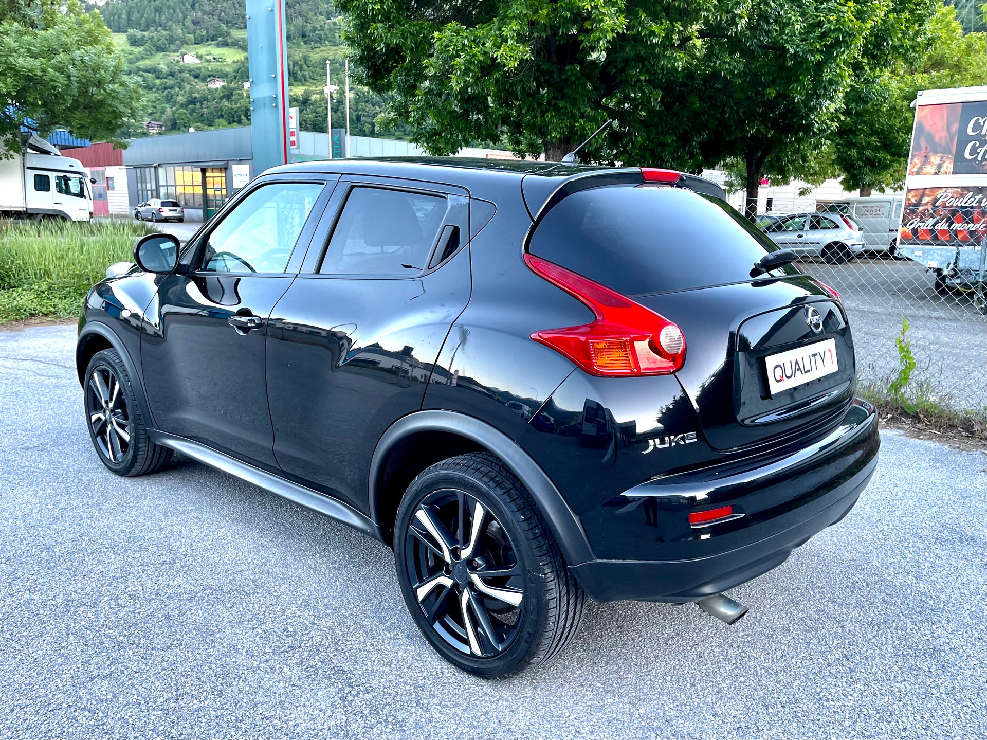 NISSAN Juke 1.6 DIG-T tekna-image-8