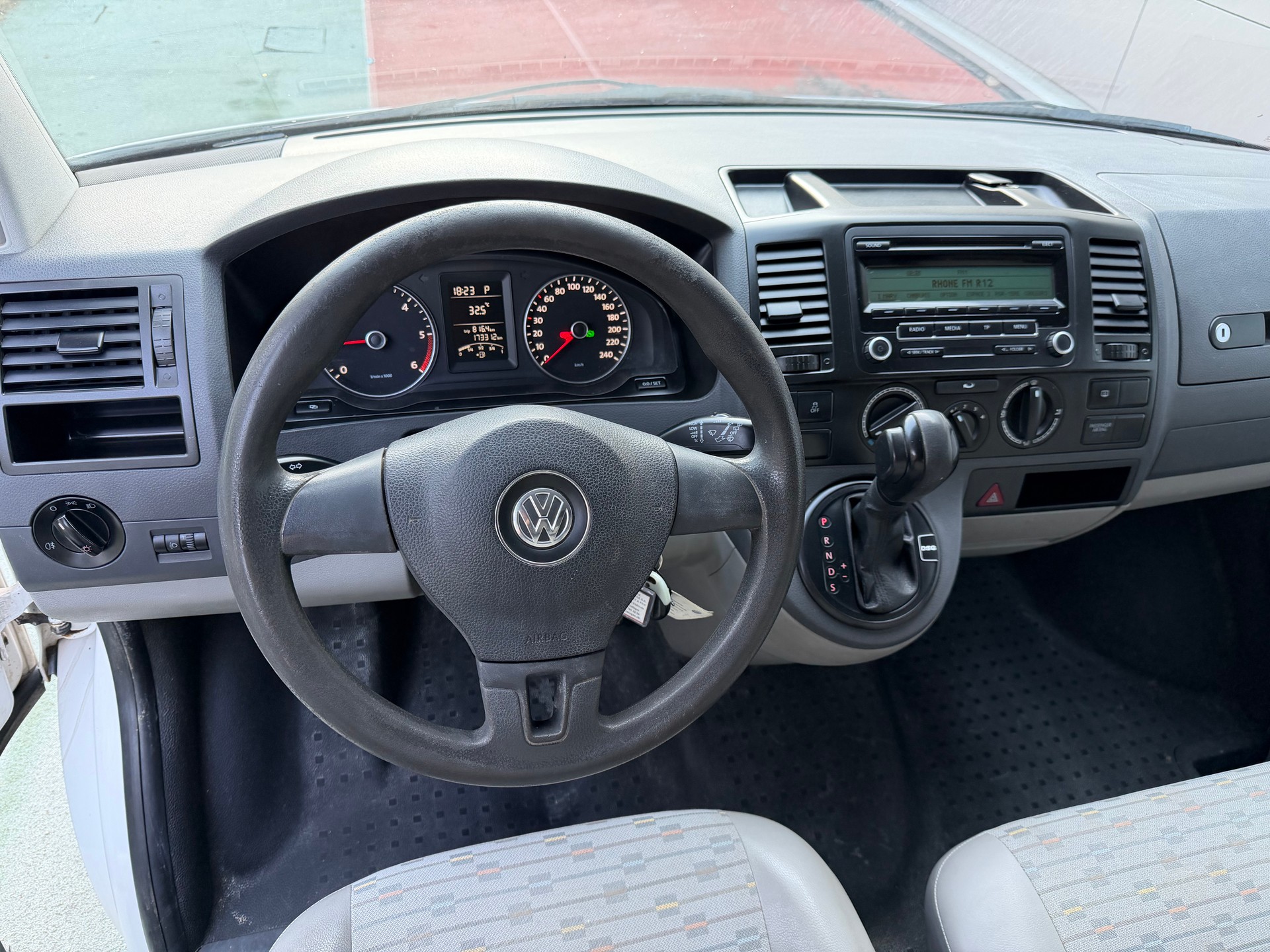 VW T5 2.0 Bi-TDI 4Motion DSG-image-7