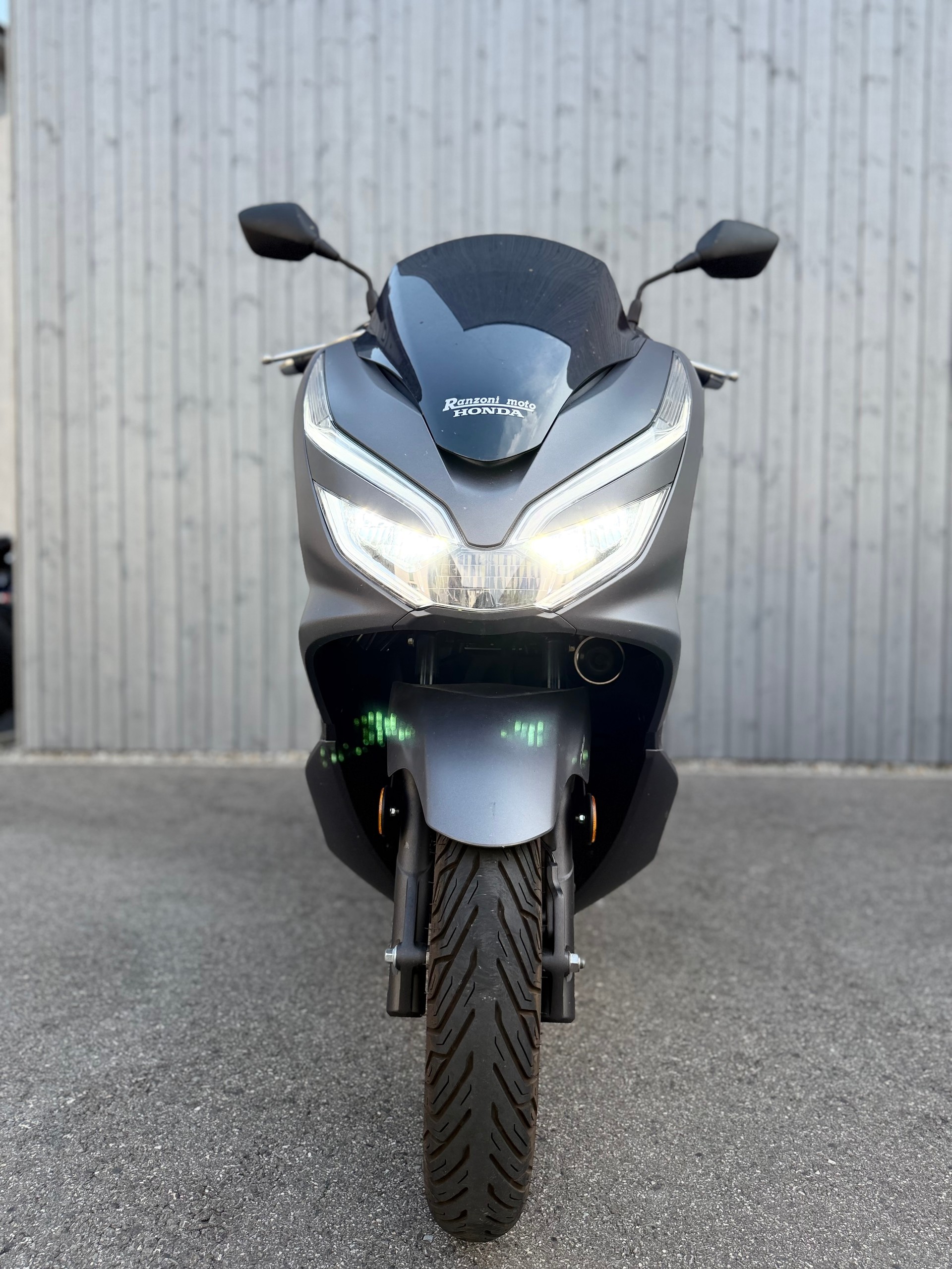 HONDA PCX 125 i ABS-showroom-element-2