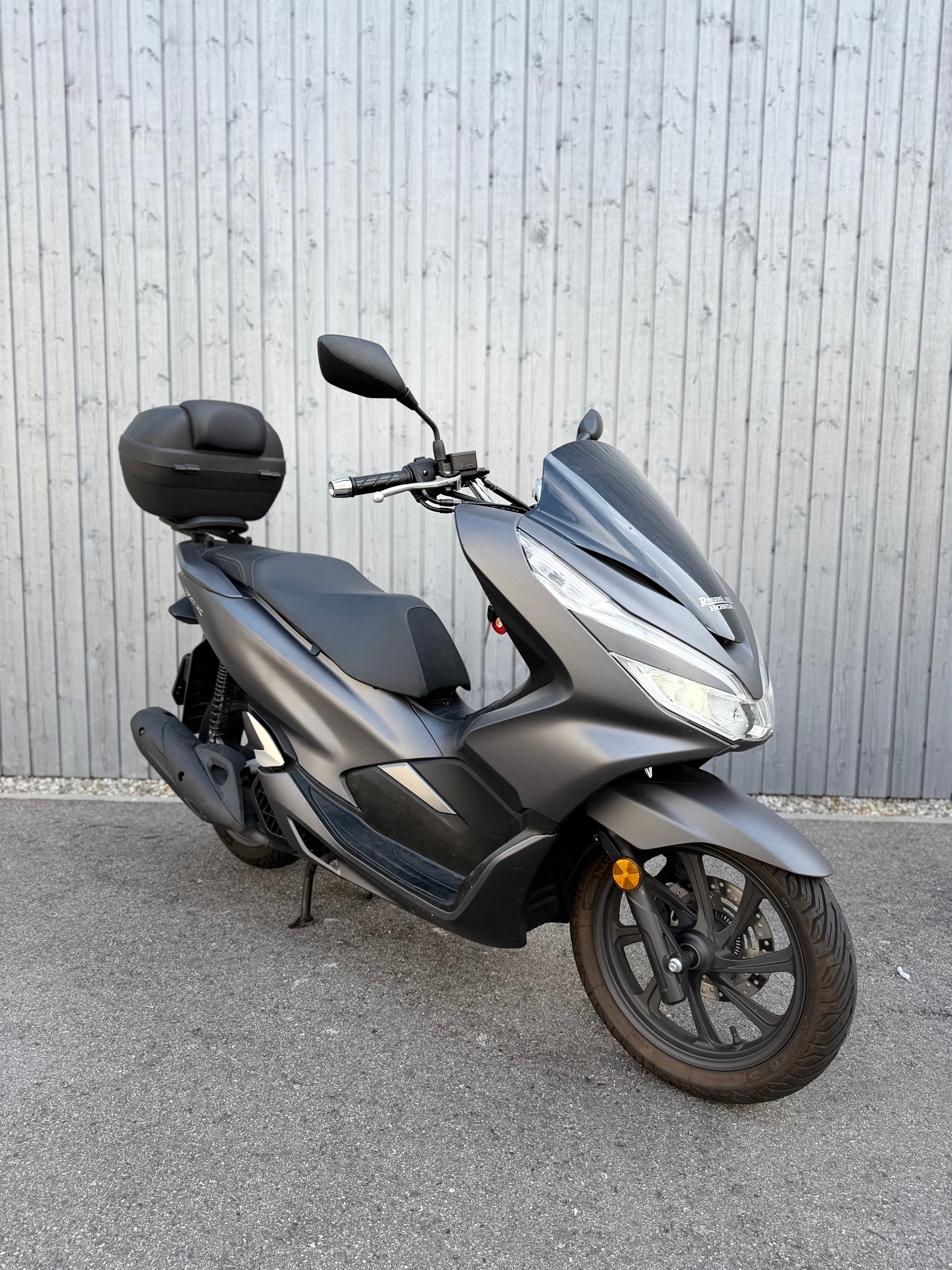 HONDA PCX 125 i ABS-showroom-element-1