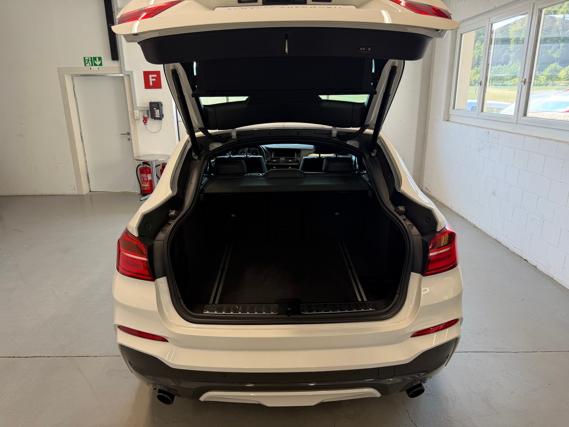 BMW X4 M 40i Steptronic-image-15