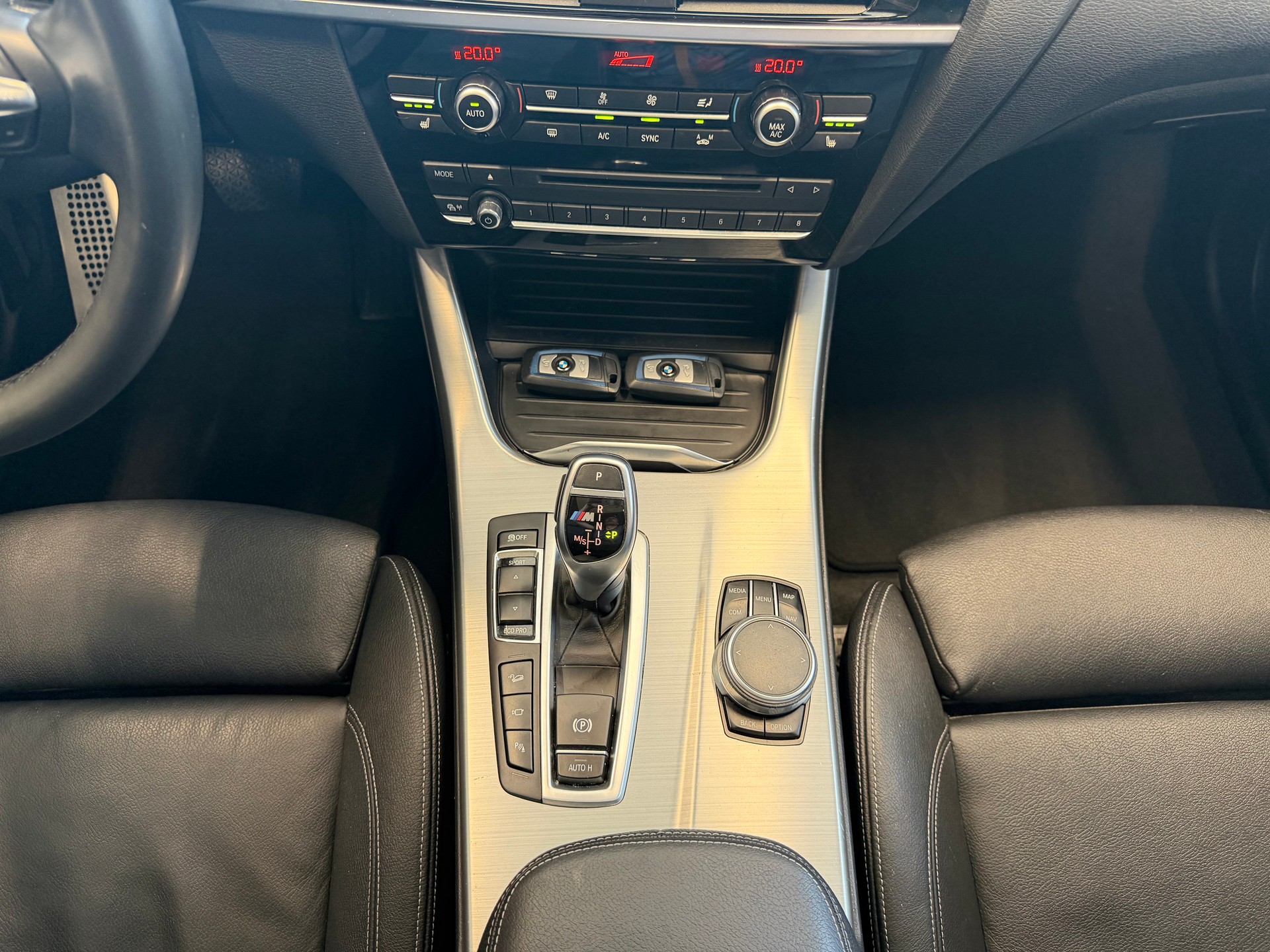 BMW X4 M 40i Steptronic-image-10