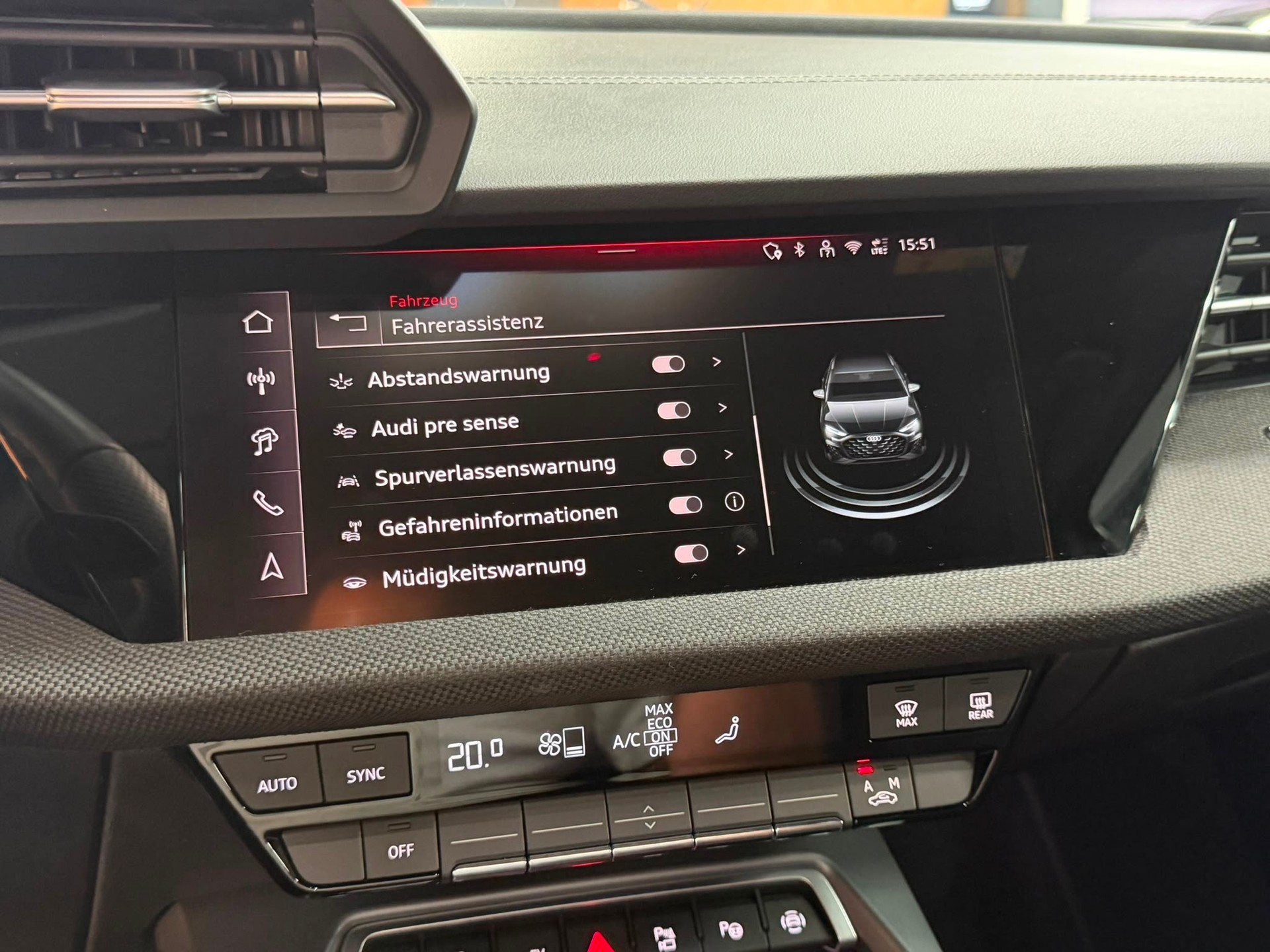 AUDI A3 Sportback 40 TFSI e S-Line S-tronic-image-21
