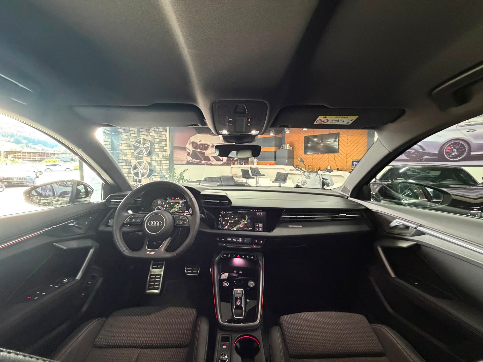 AUDI A3 Sportback 40 TFSI e S-Line S-tronic-image-11