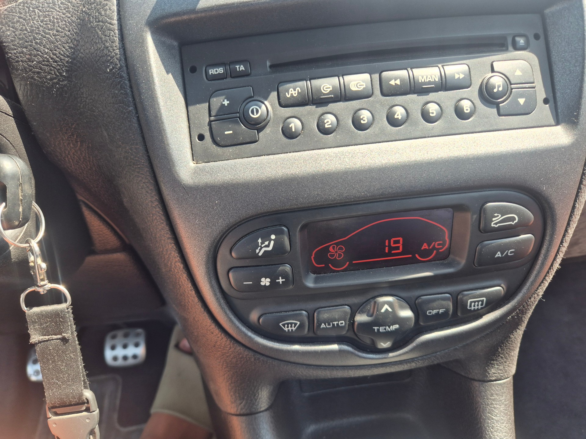 PEUGEOT 206 SW 2.0 16V GTI-image-5