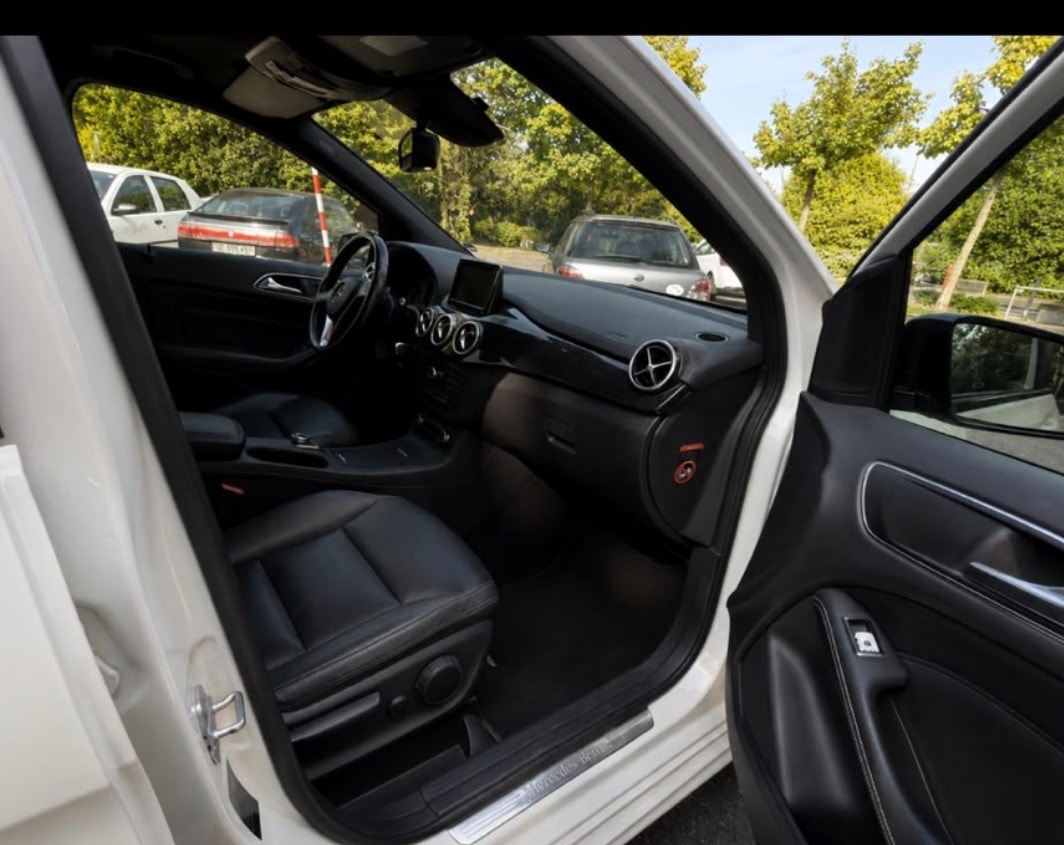 MERCEDES-BENZ B 250 7G-DCT-image-10
