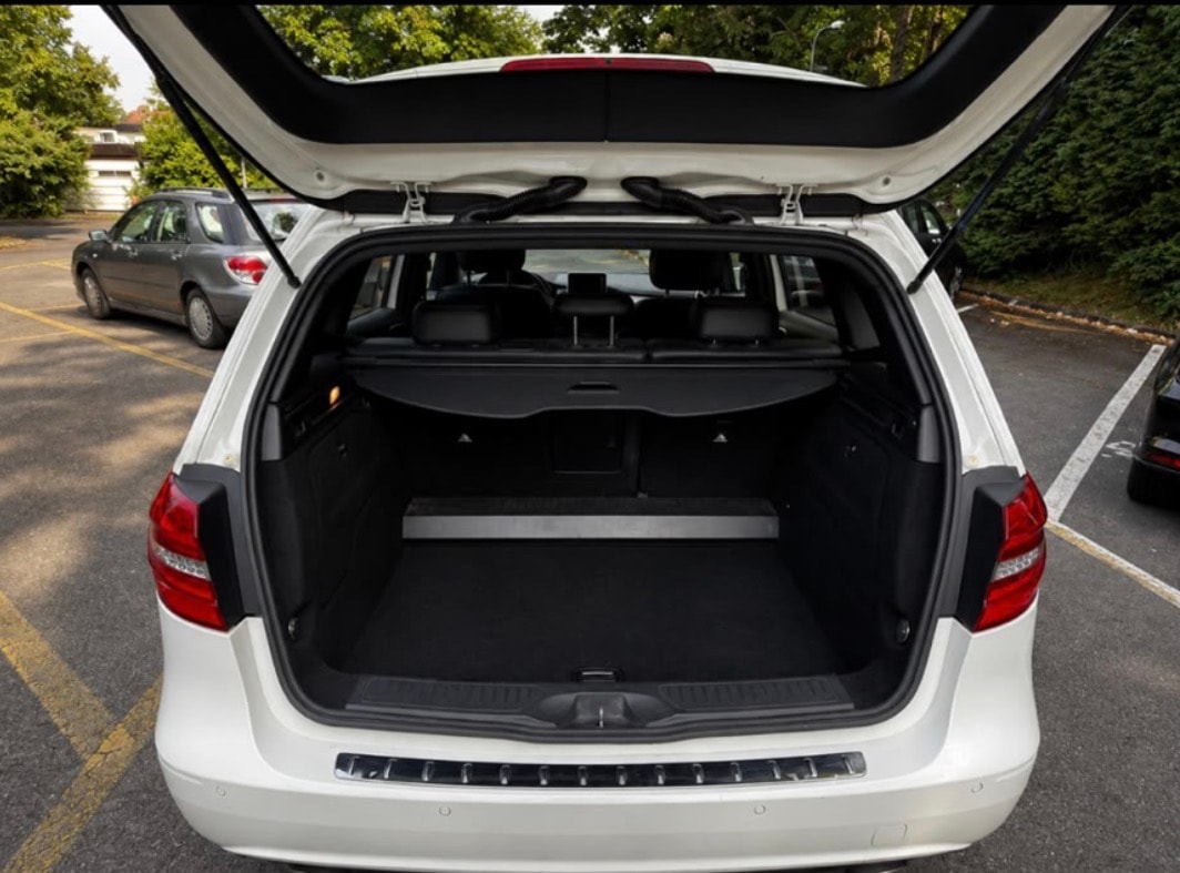 MERCEDES-BENZ B 250 7G-DCT-image-12