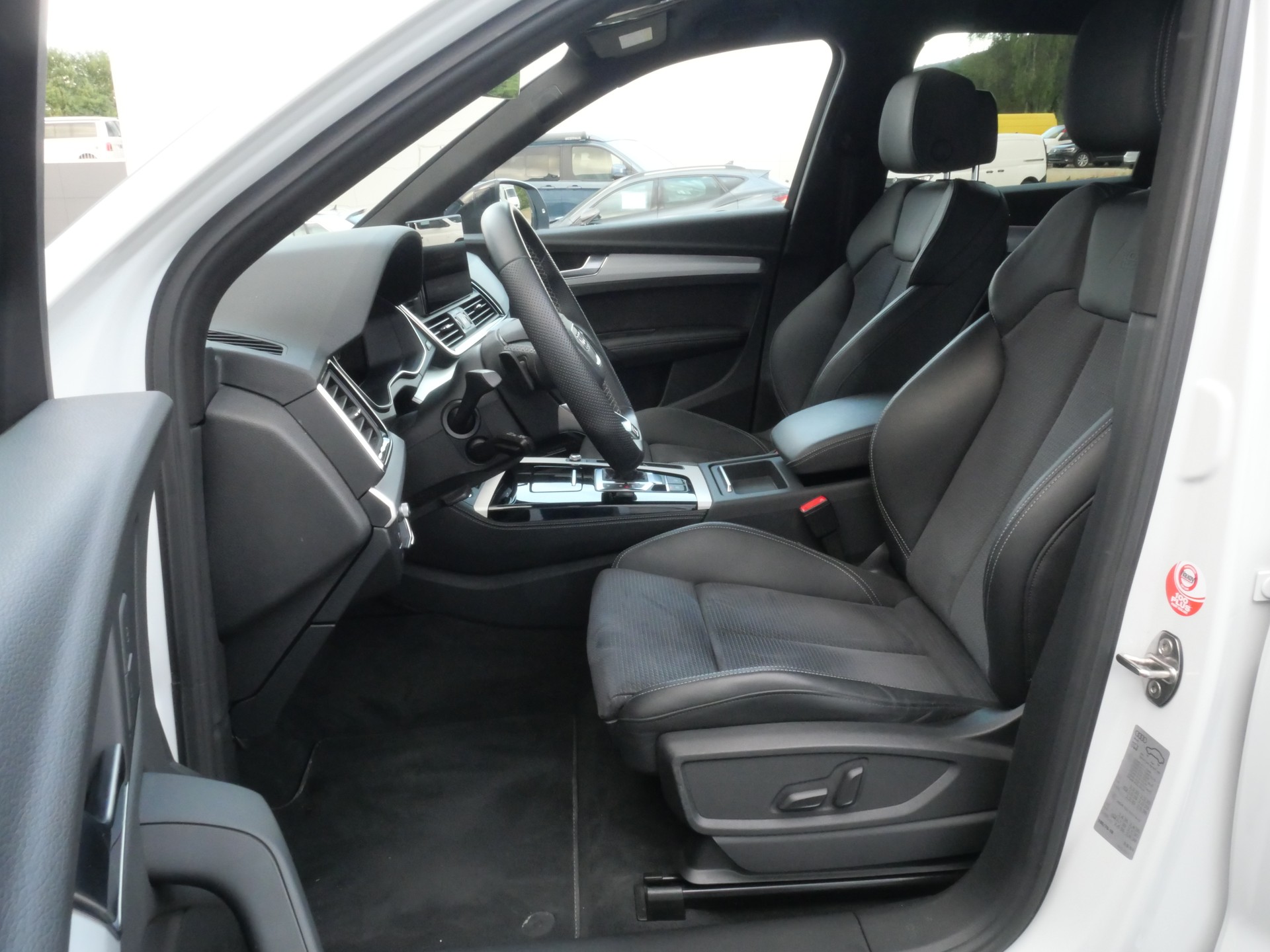 AUDI Q5 40 TDI Black Edition S-Line quattro S-tronic *CH-Auto, ABT-Chiptuning, AHK 2'400kg*-image-14