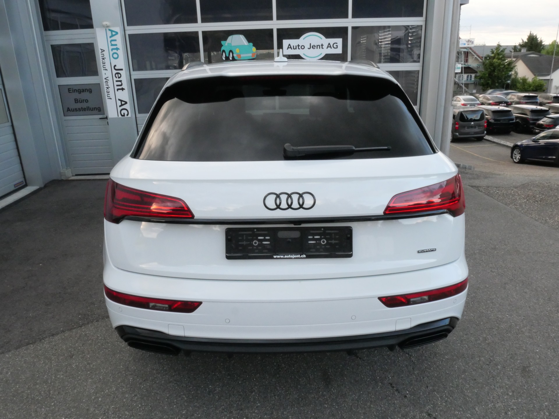 AUDI Q5 40 TDI Black Edition S-Line quattro S-tronic *CH-Auto, ABT-Chiptuning, AHK 2'400kg*-image-7
