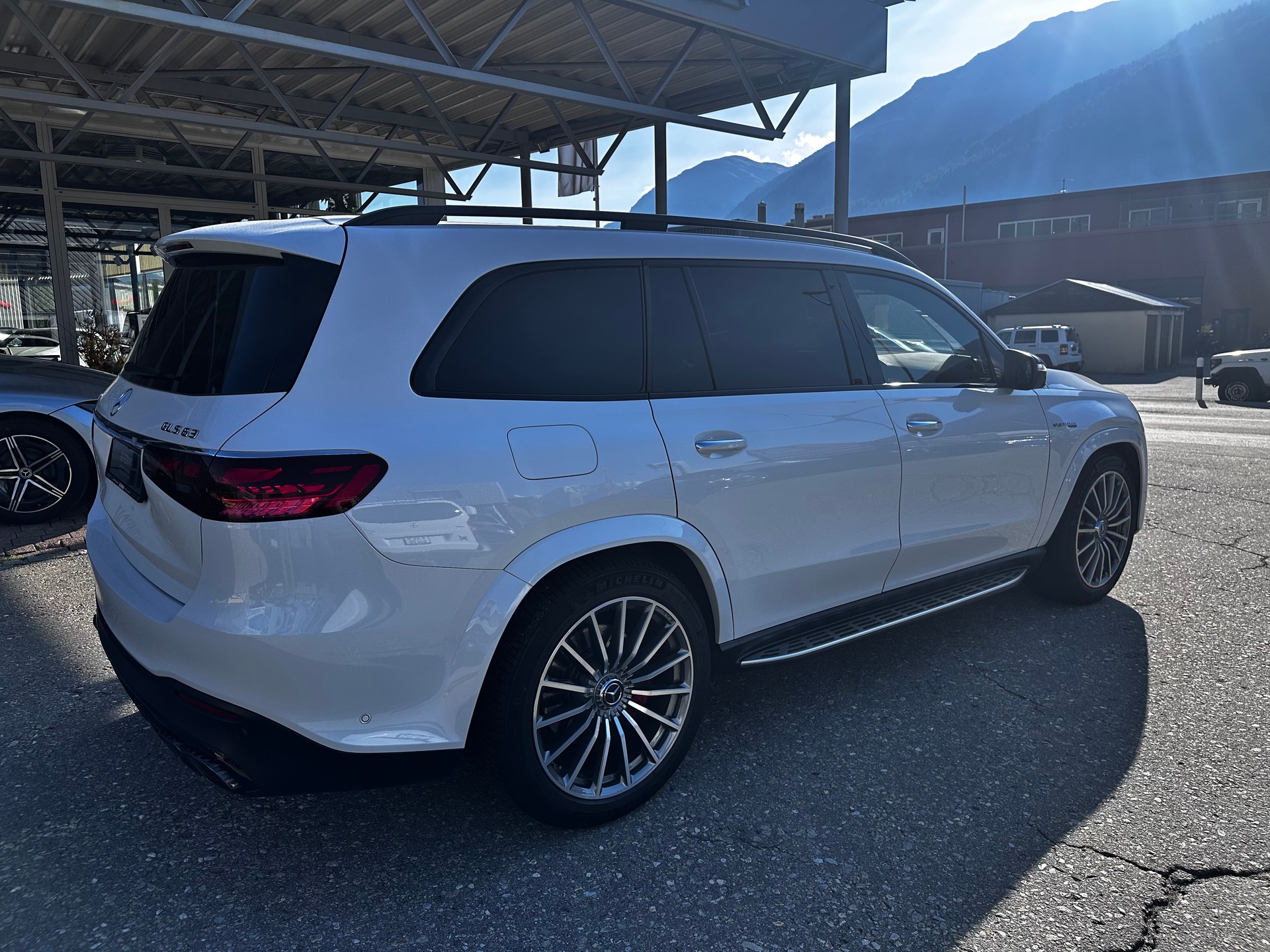 MERCEDES-BENZ GLS 63 AMG 4matic+-image-7